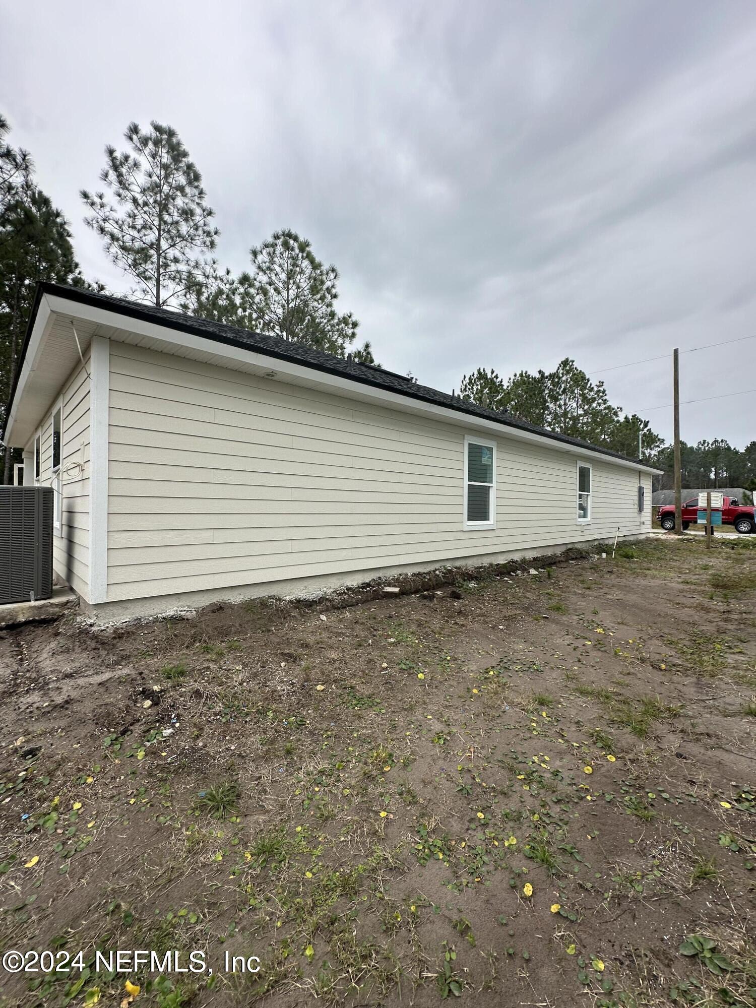 990 W AIKEN Street W