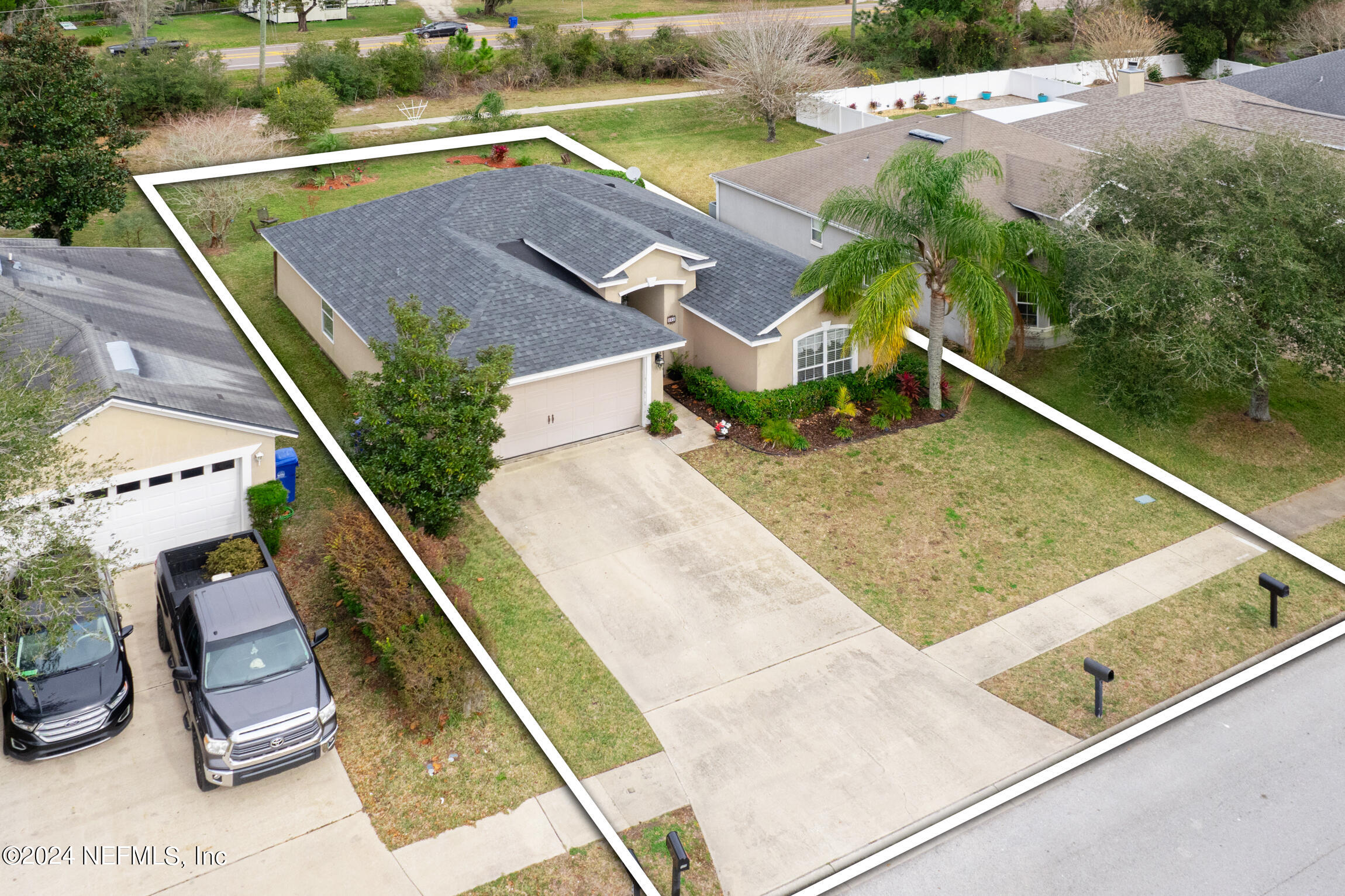 920 OAK ARBOR Circle