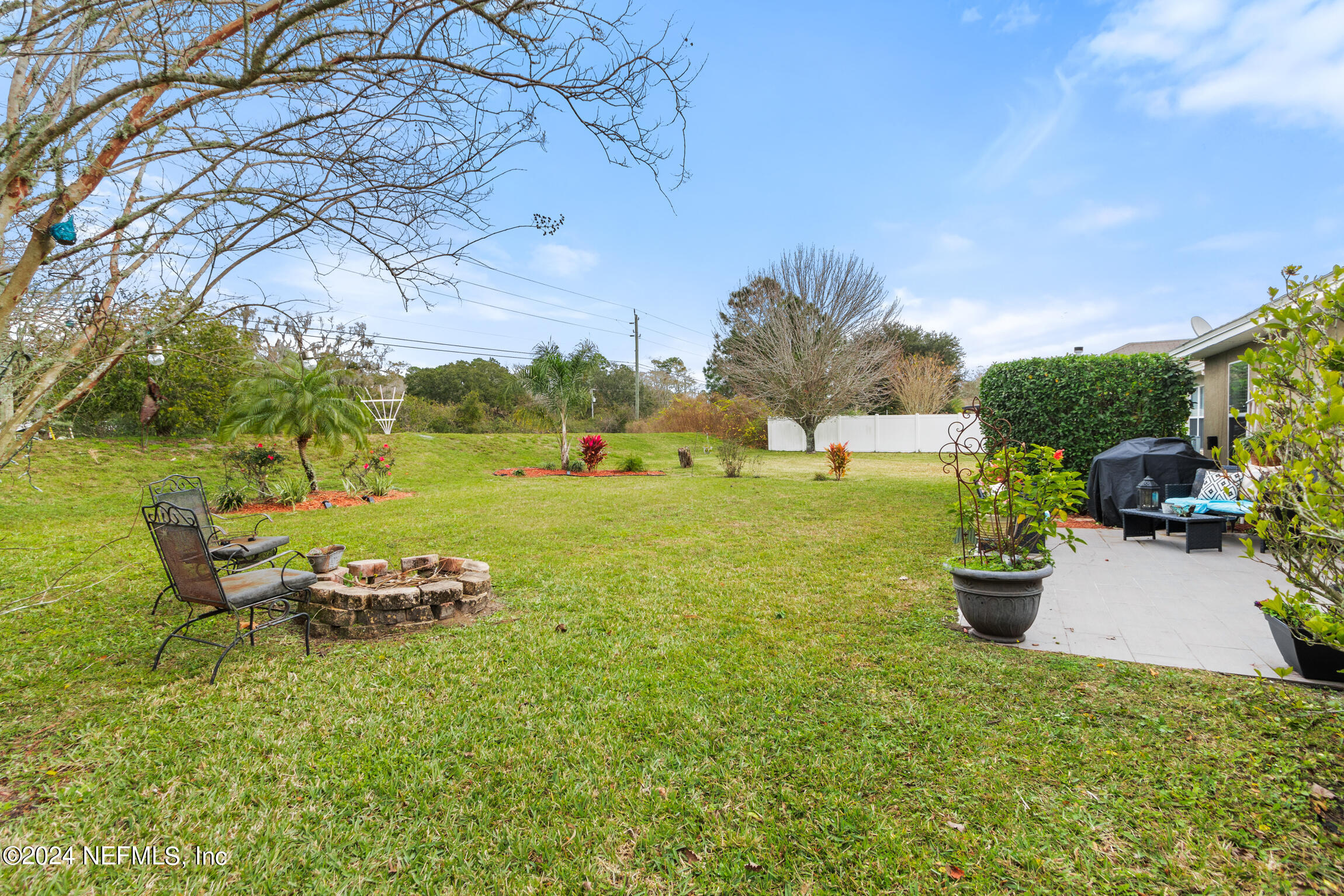 920 OAK ARBOR Circle