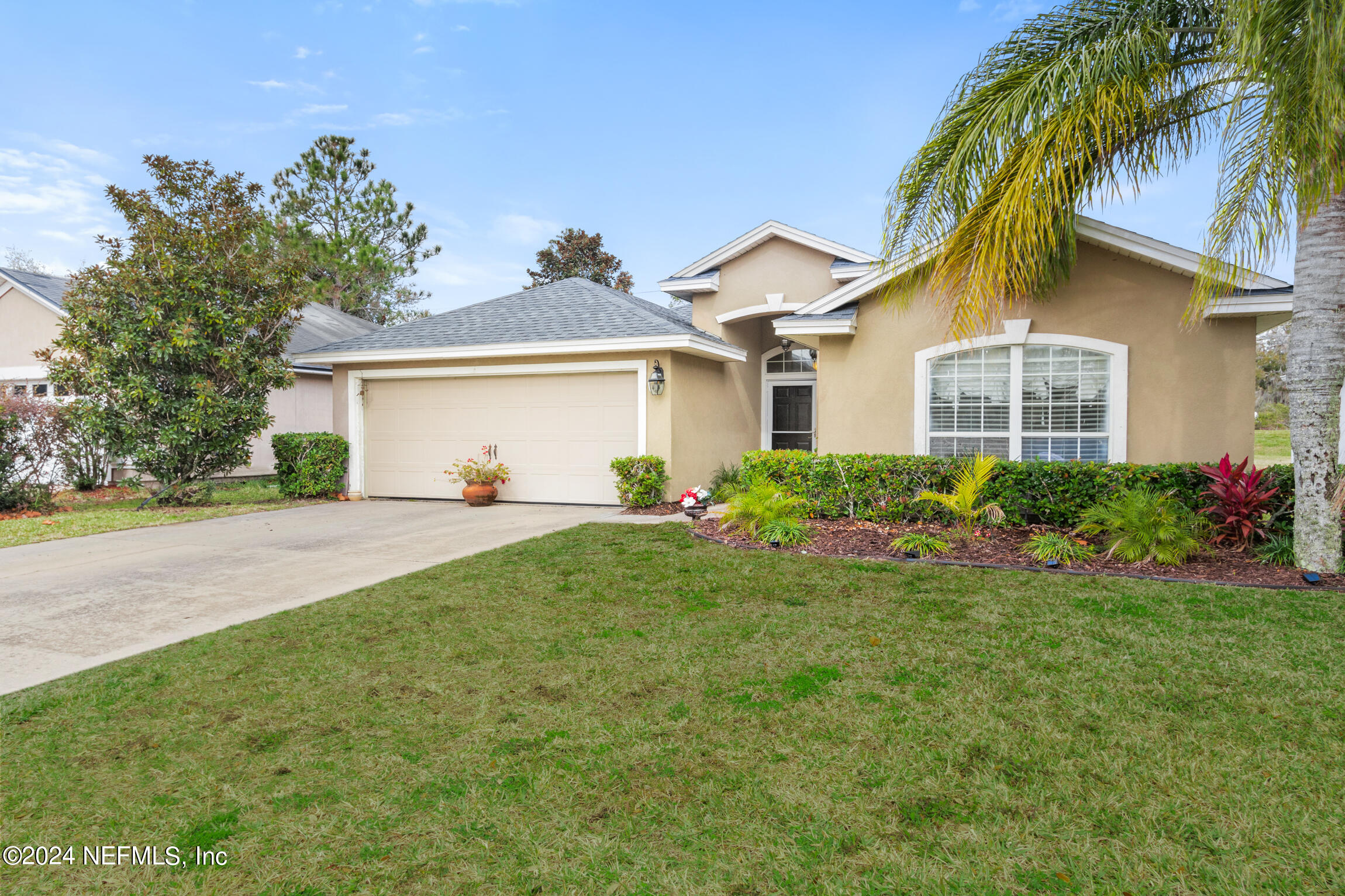 920 OAK ARBOR Circle