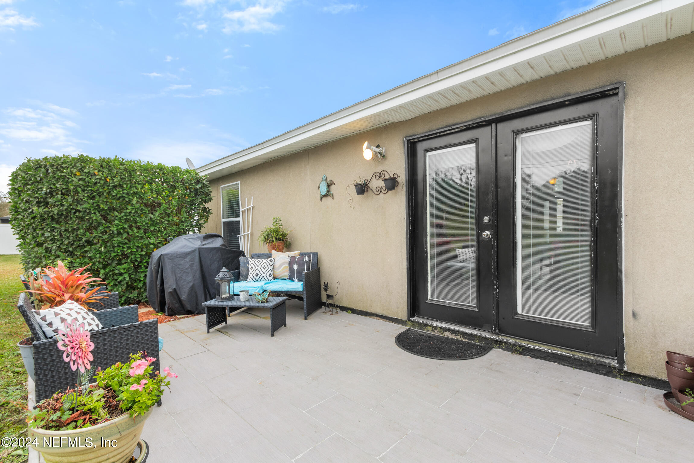 920 OAK ARBOR Circle
