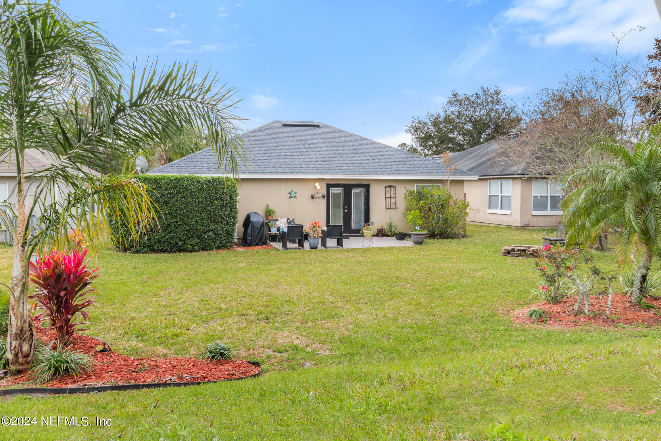 920 OAK ARBOR Circle