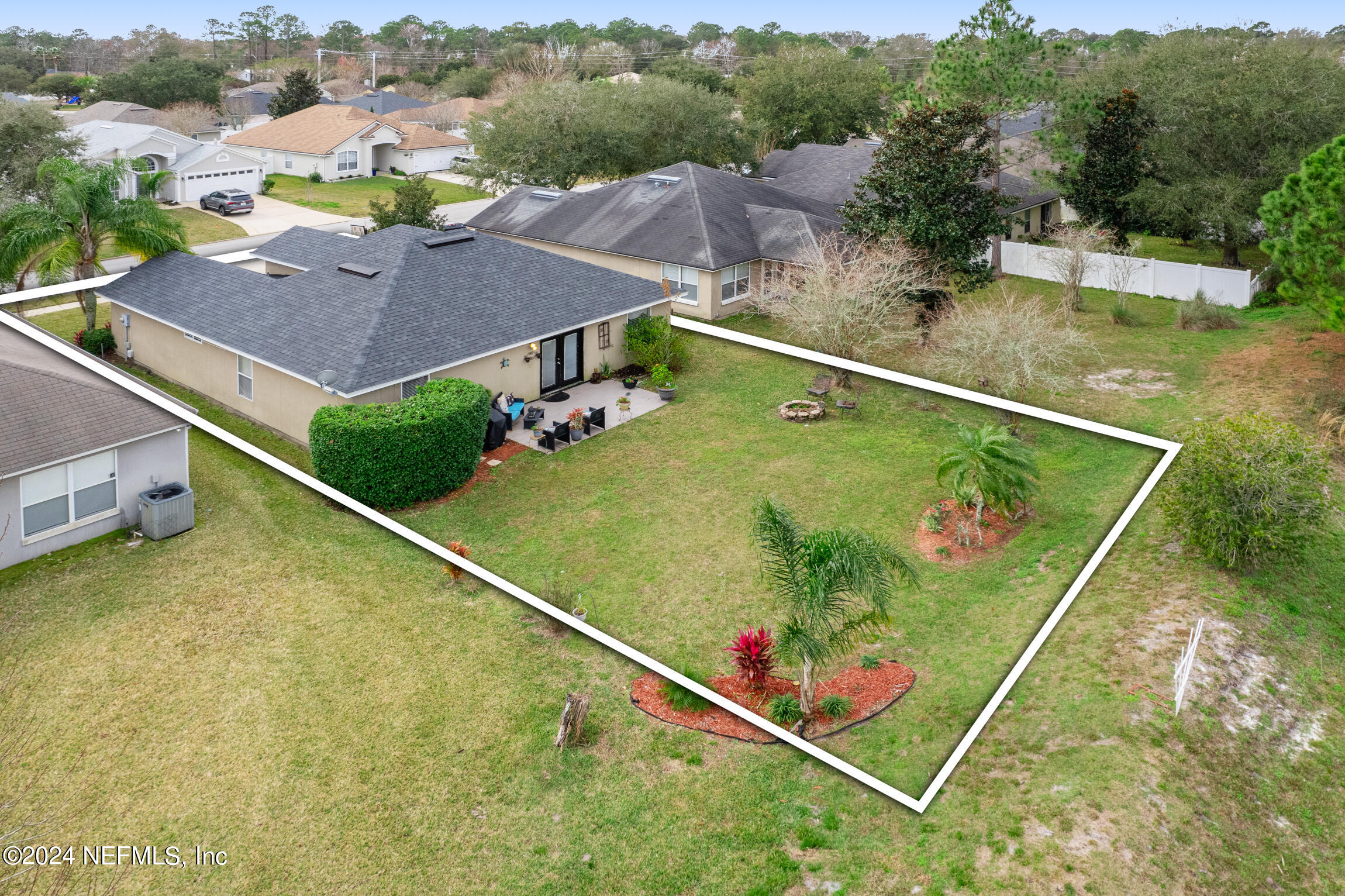 920 OAK ARBOR Circle