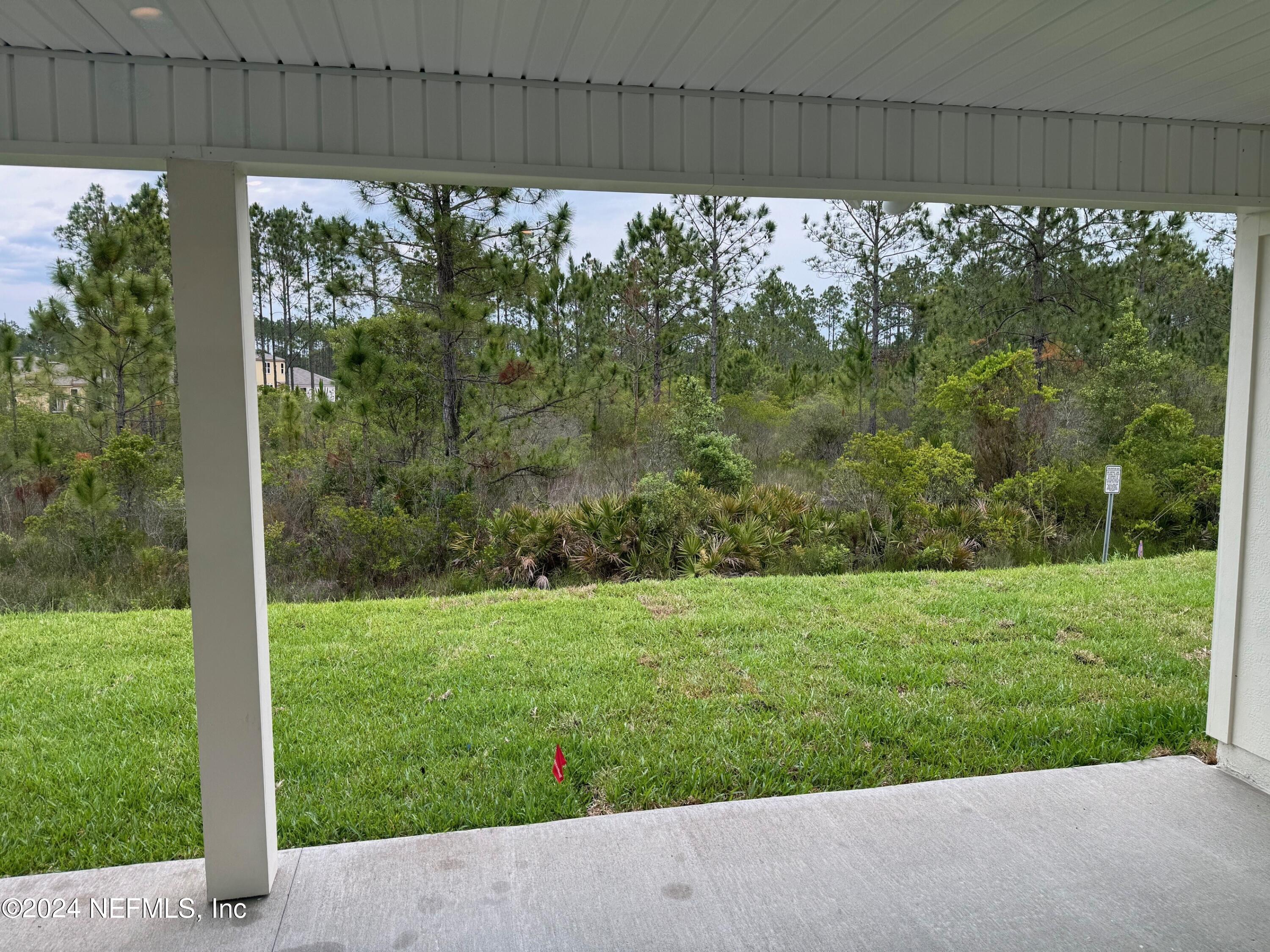 7 W SAWMILL Court
