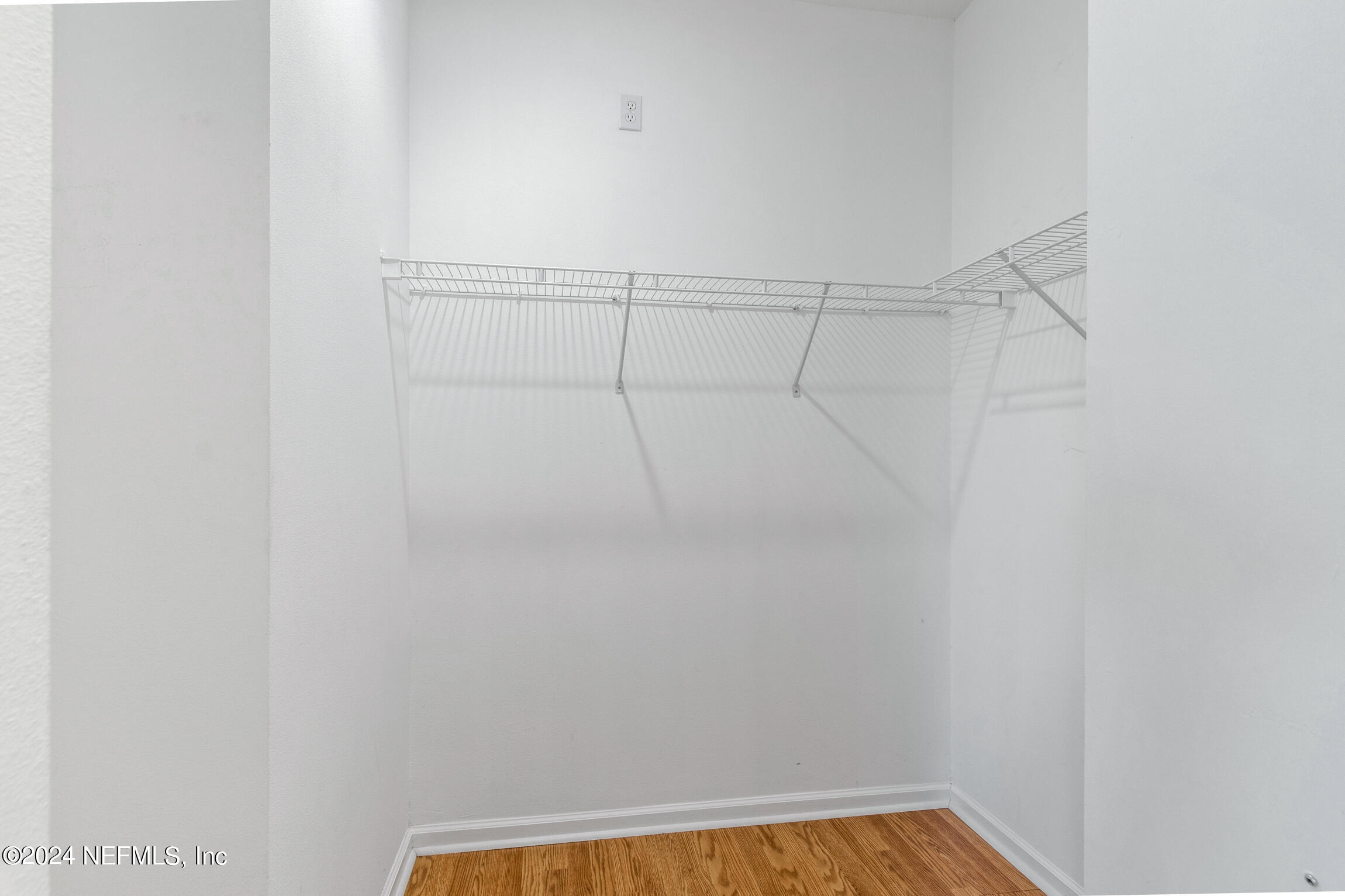1413 CARNOUSTIE Court