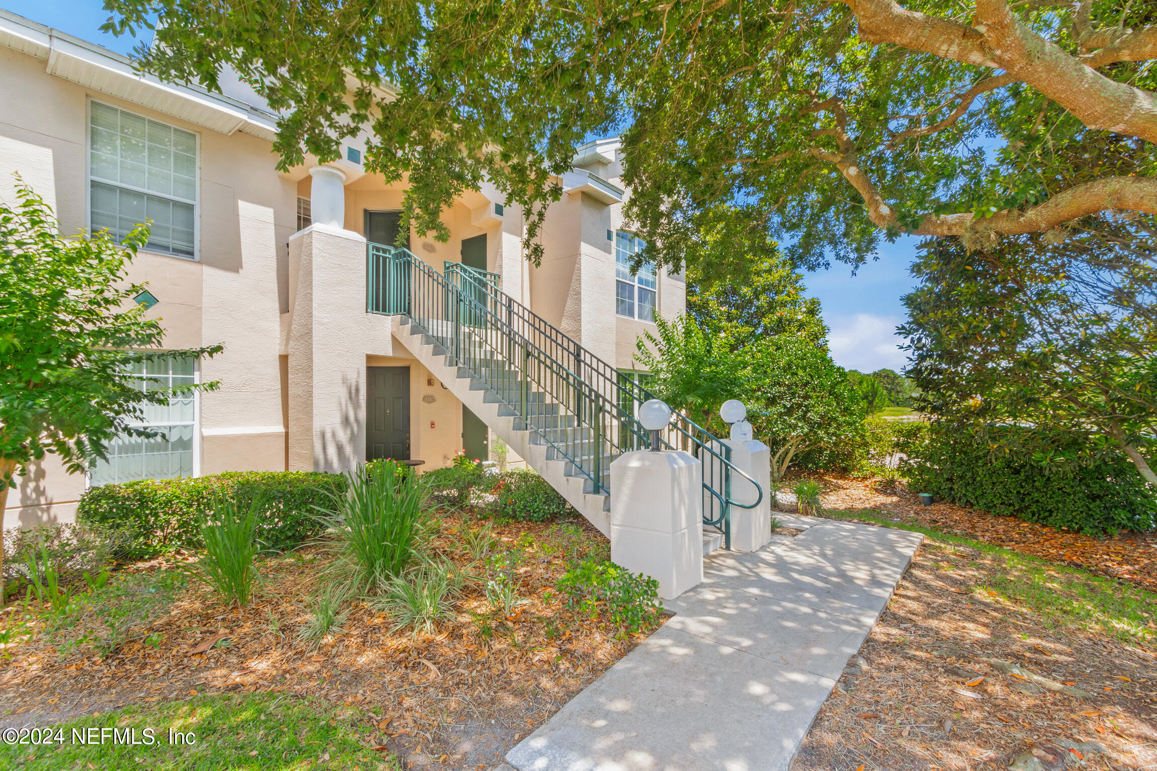 1413 CARNOUSTIE Court