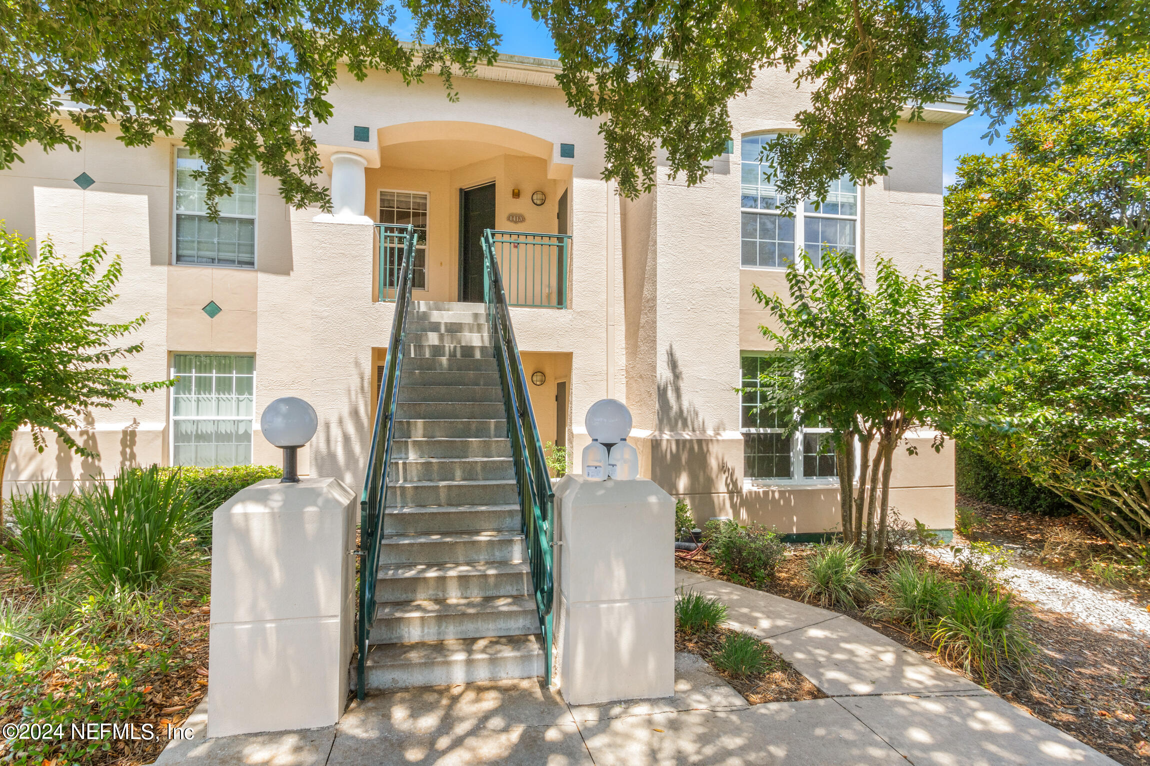 1413 CARNOUSTIE Court