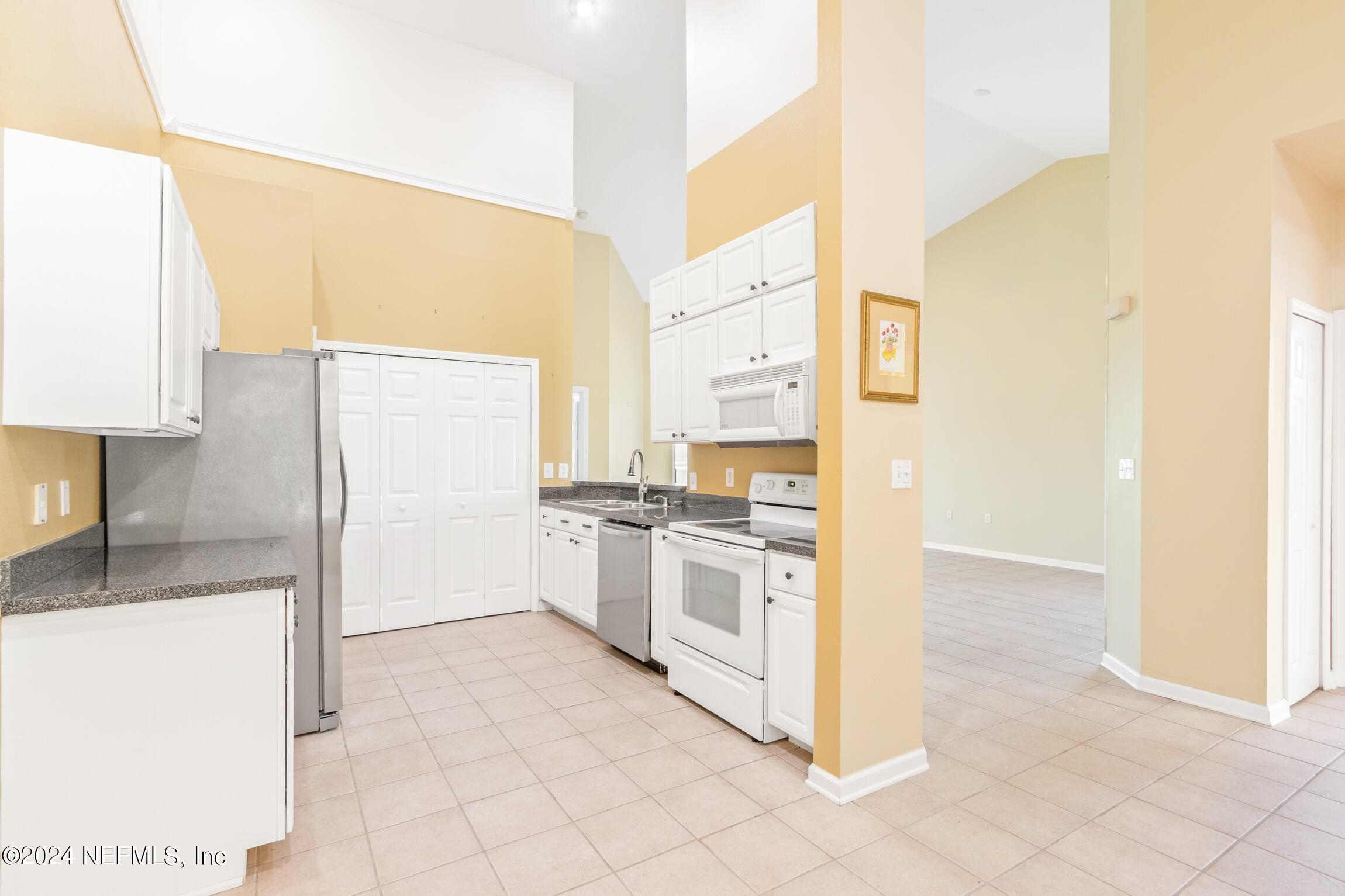 1413 CARNOUSTIE Court