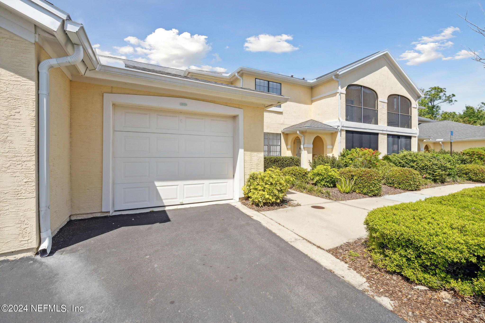 4223 SERENA Circle