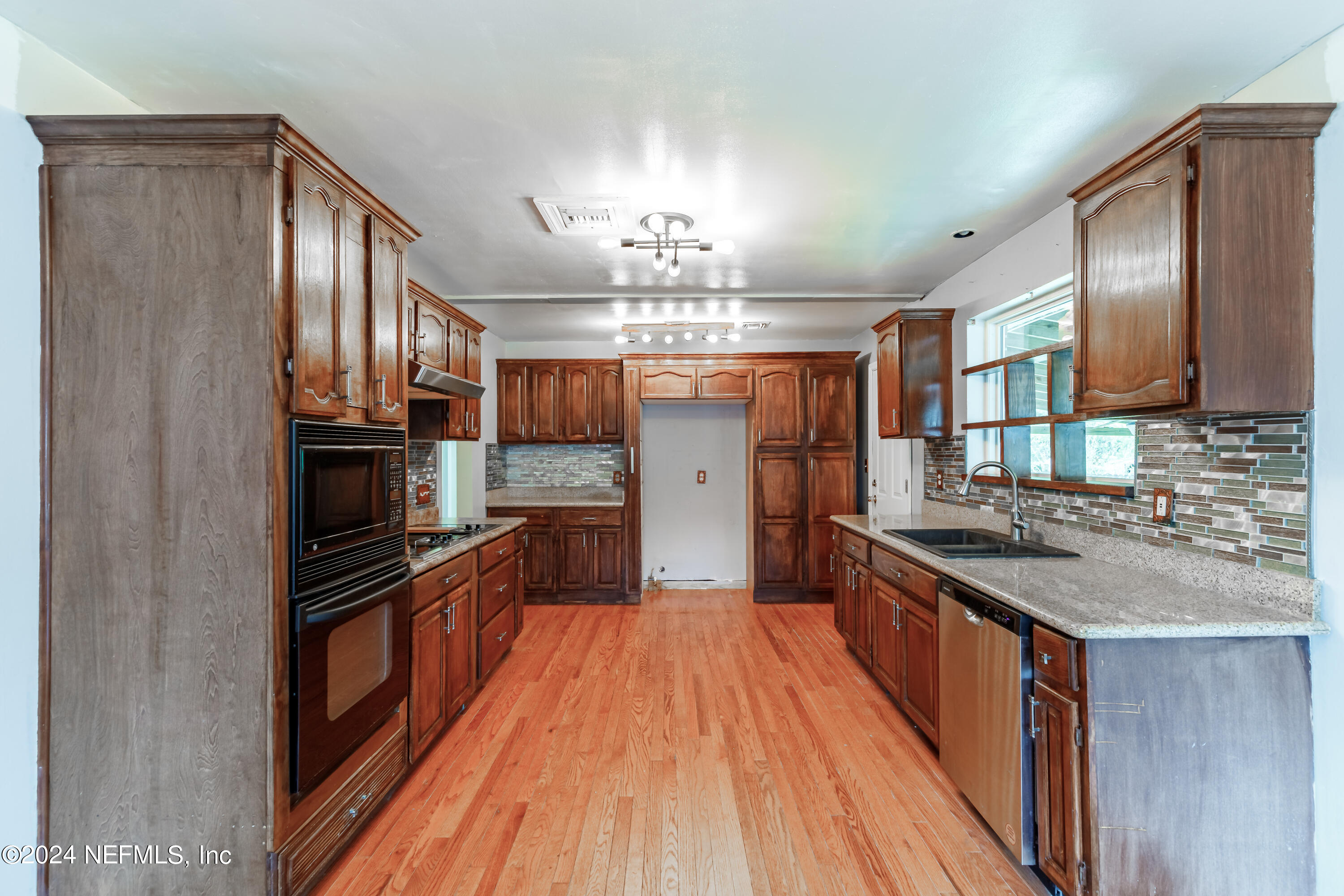 5394 POPPY Drive