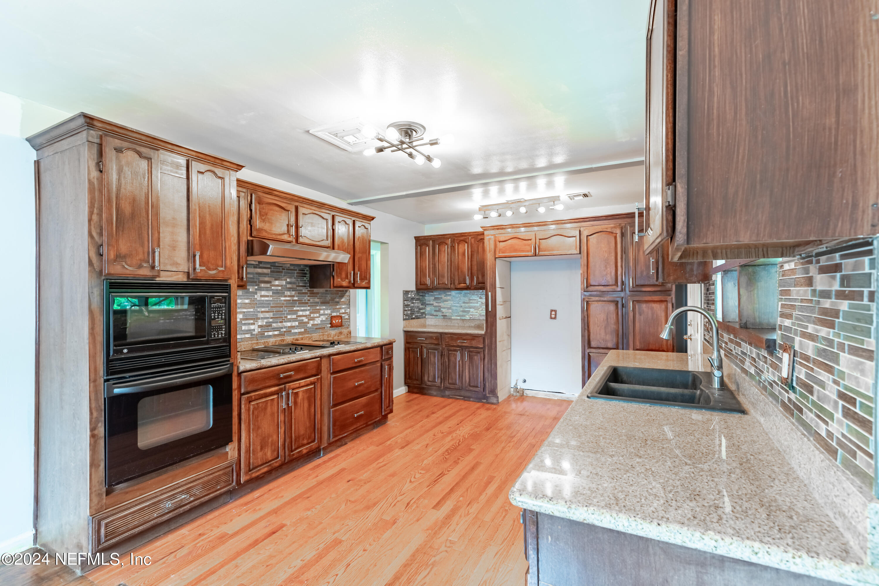 5394 POPPY Drive
