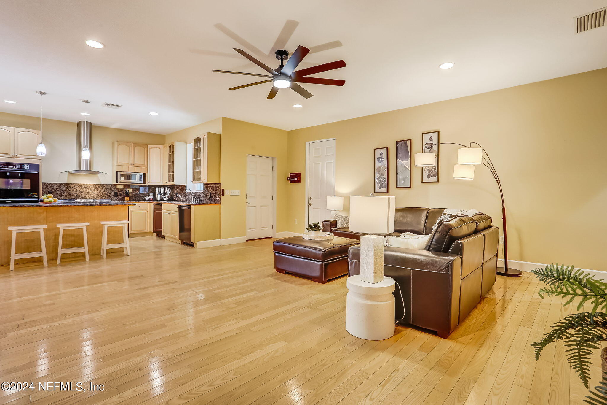 219 NINETEENTH Street