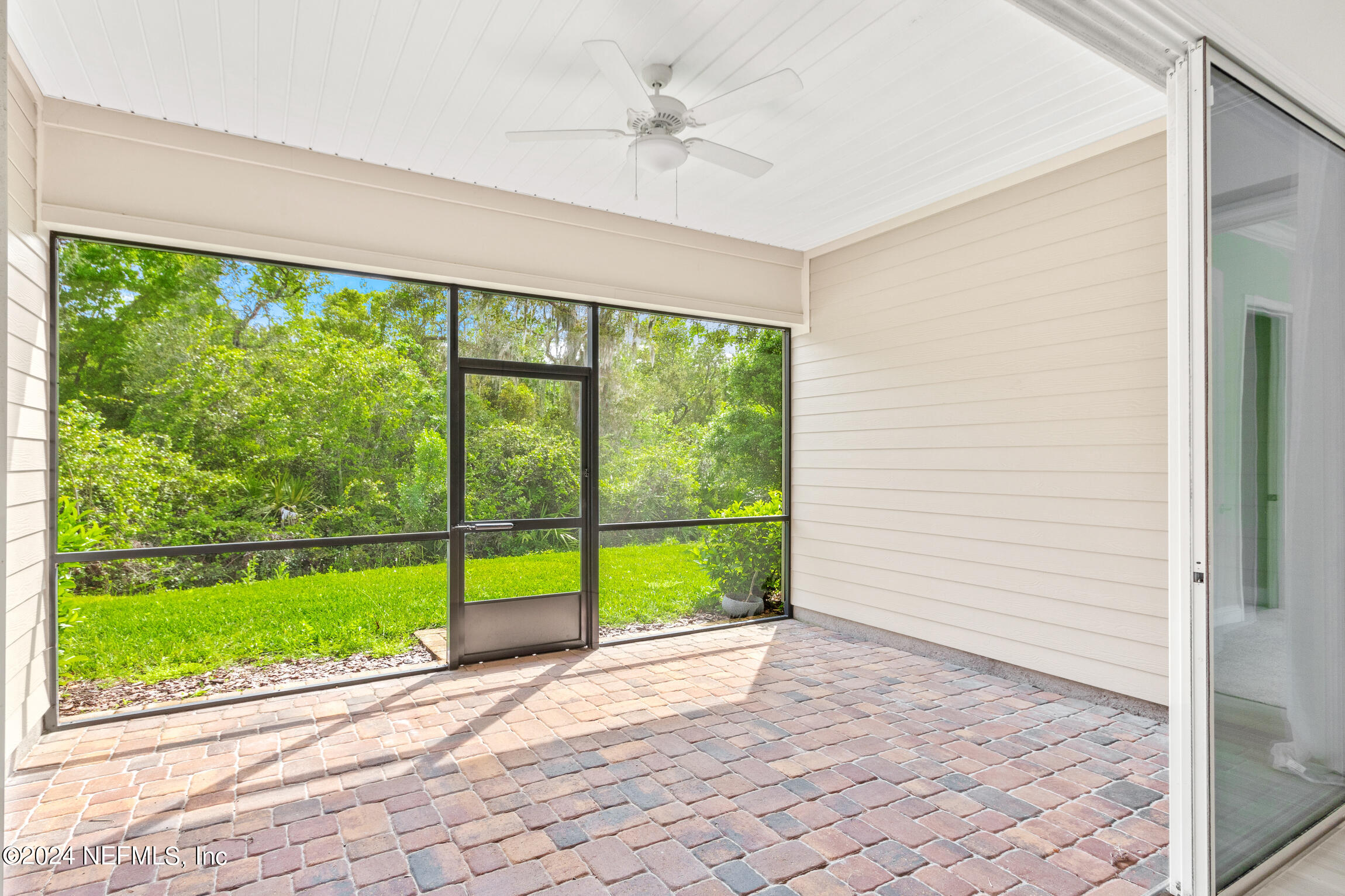 241 DOSEL Lane