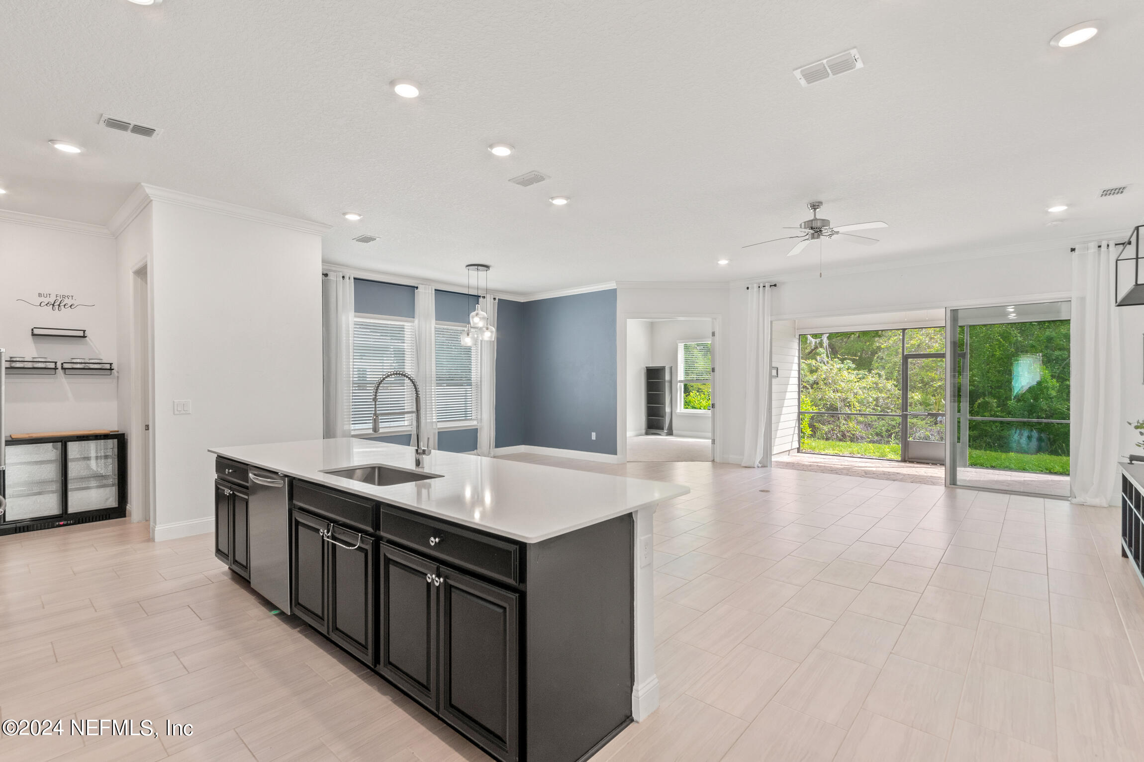 241 DOSEL Lane