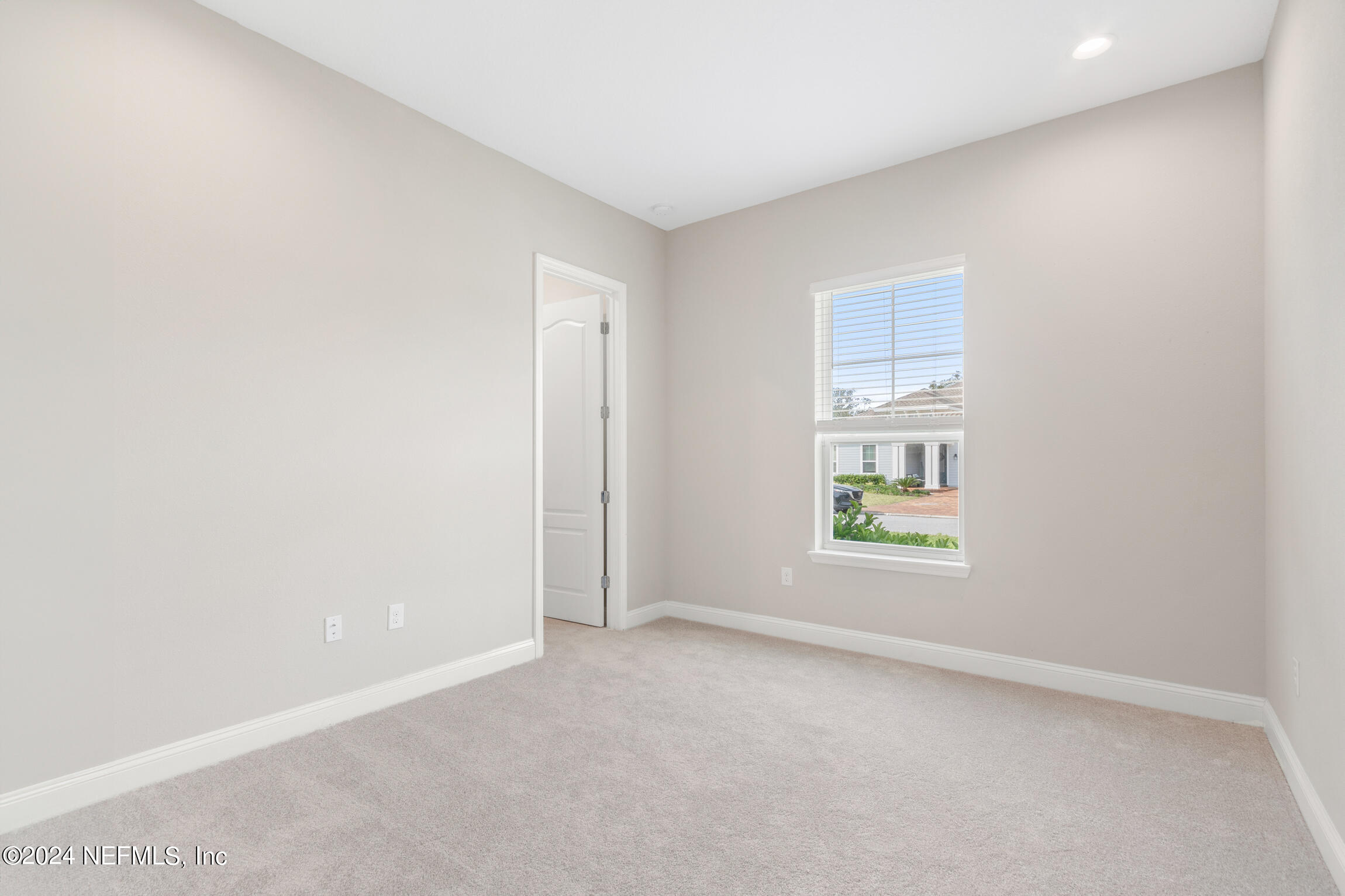 241 DOSEL Lane