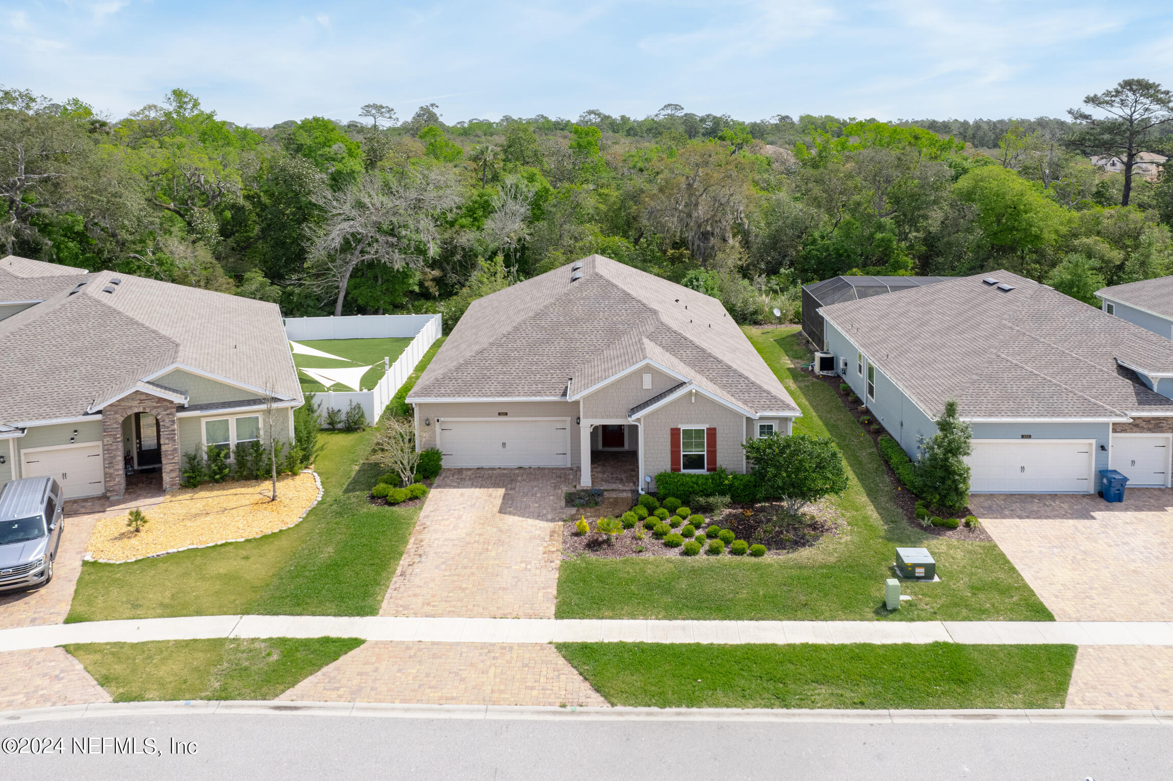 241 DOSEL Lane