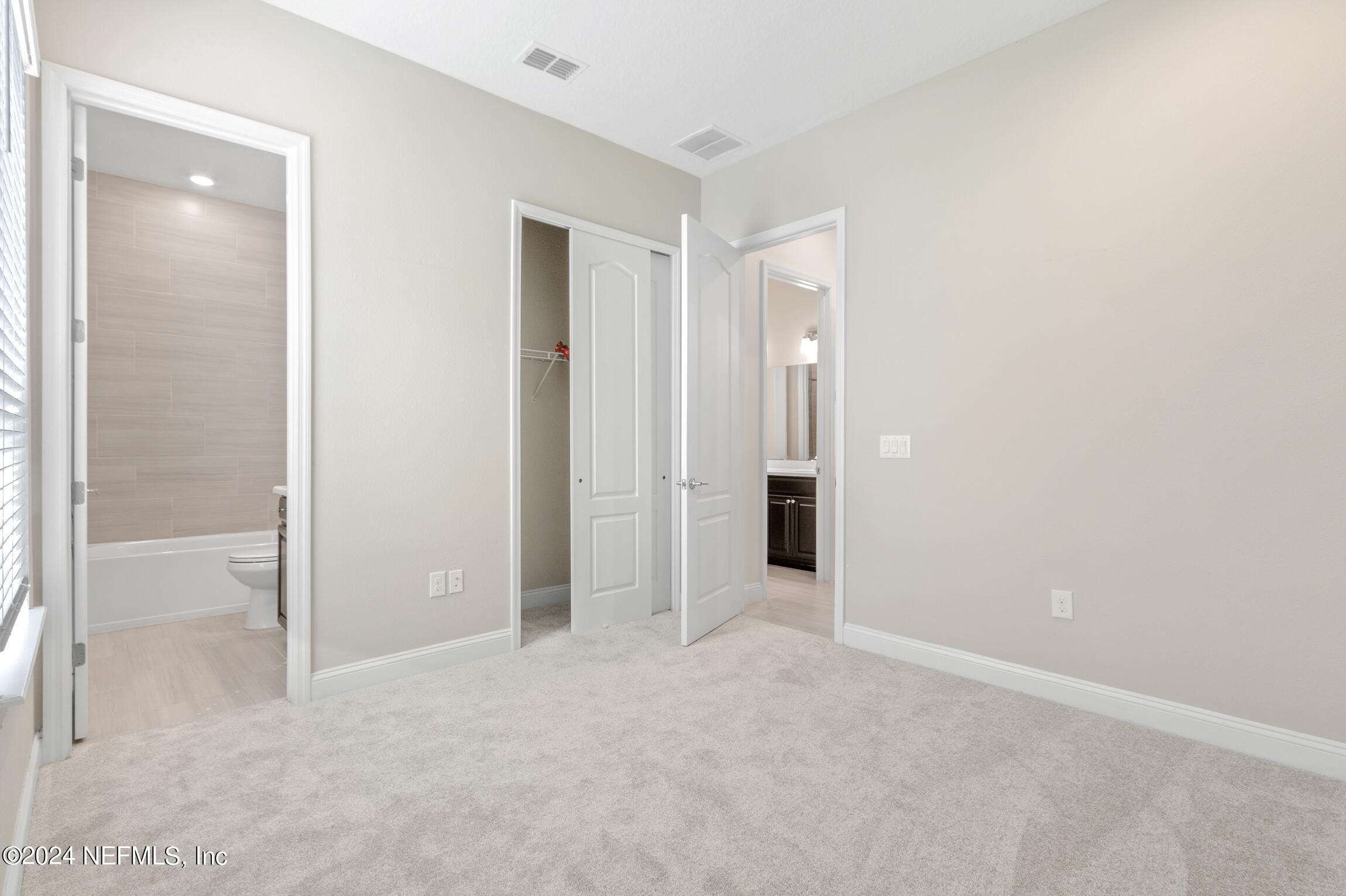 241 DOSEL Lane
