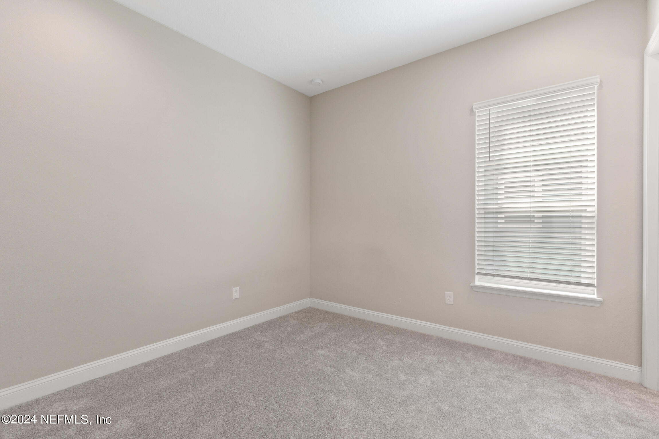 241 DOSEL Lane
