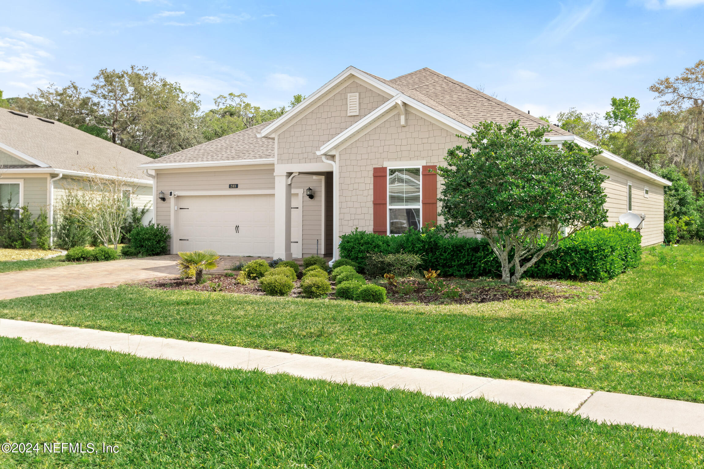 241 DOSEL Lane