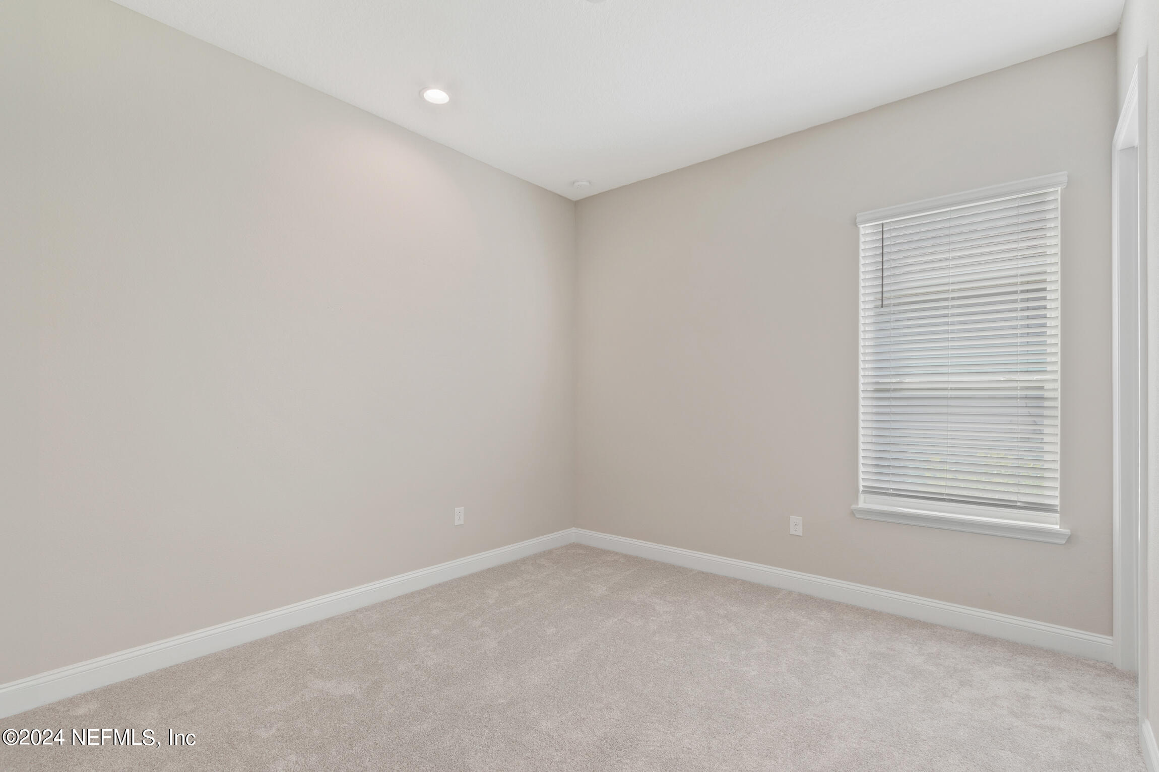 241 DOSEL Lane