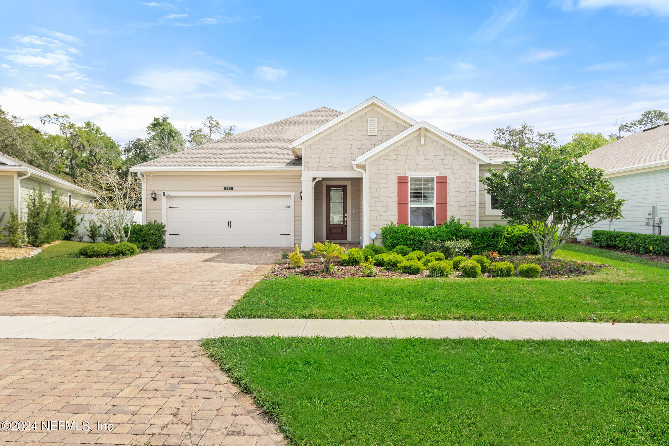 241 DOSEL Lane