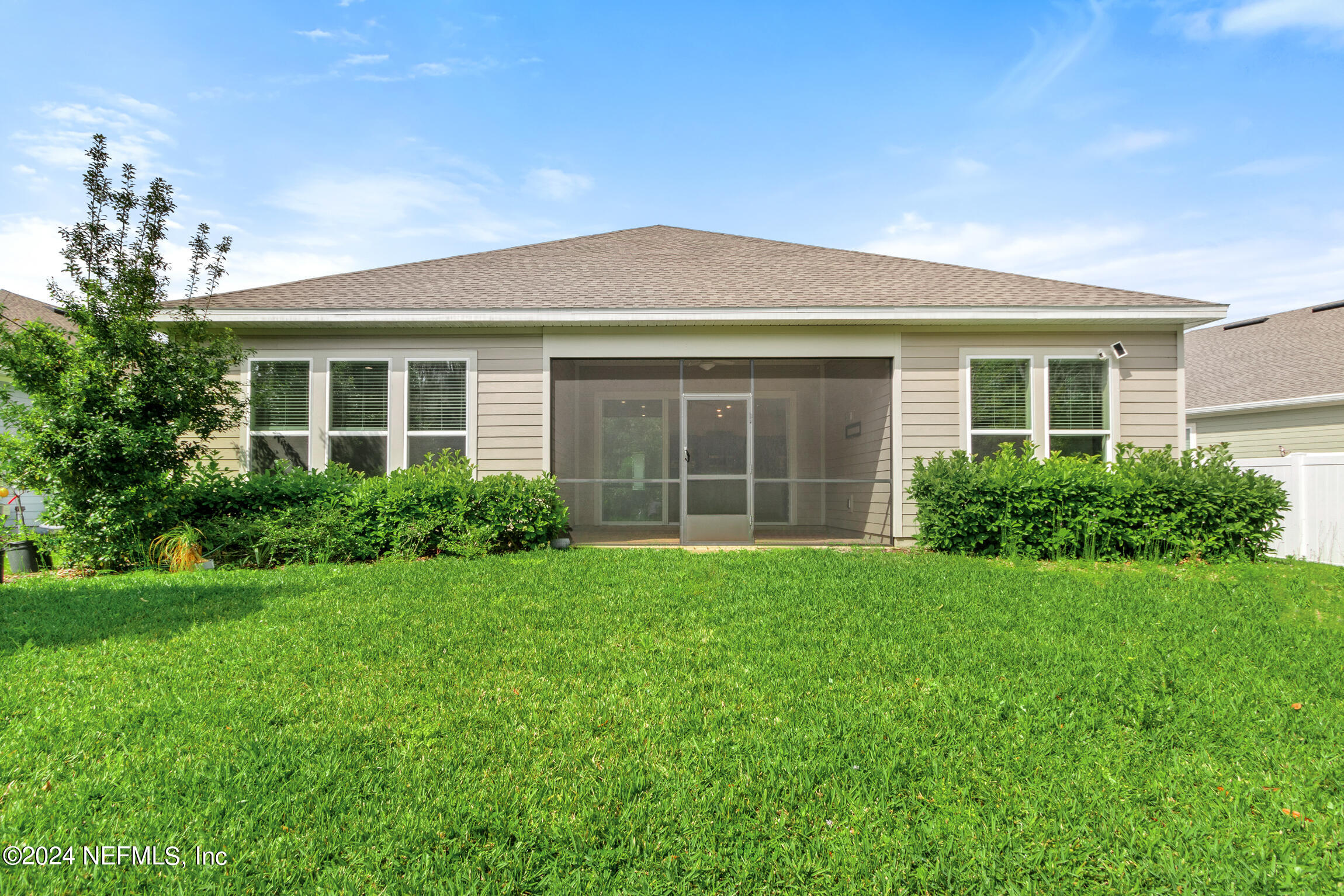 241 DOSEL Lane