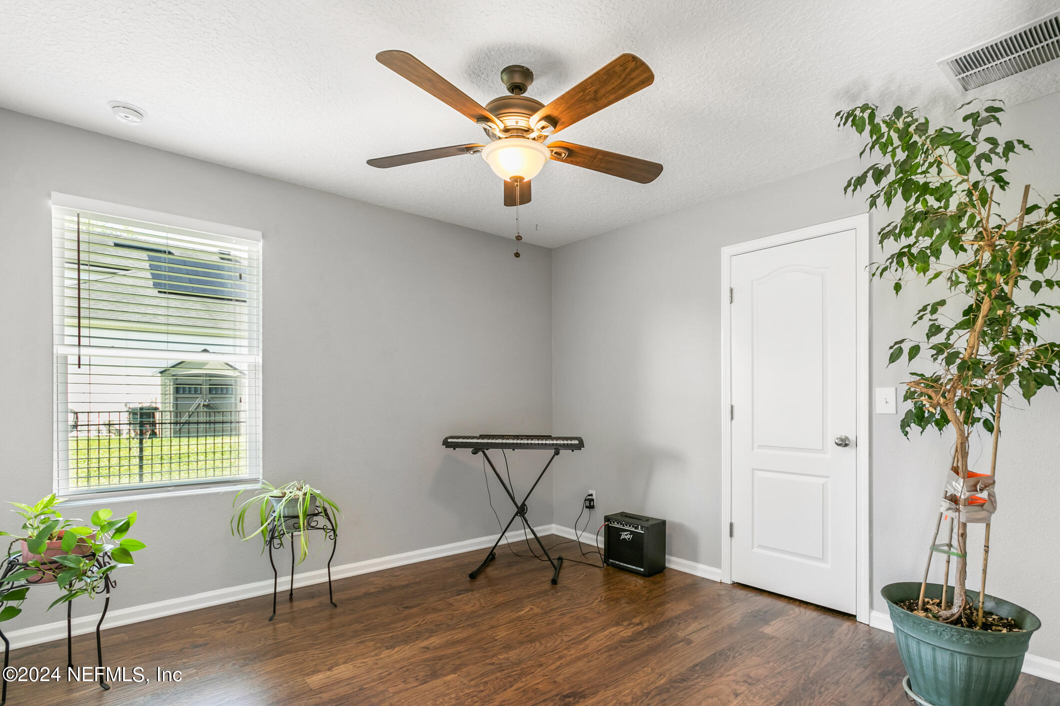 319 IRISH ROSE Road