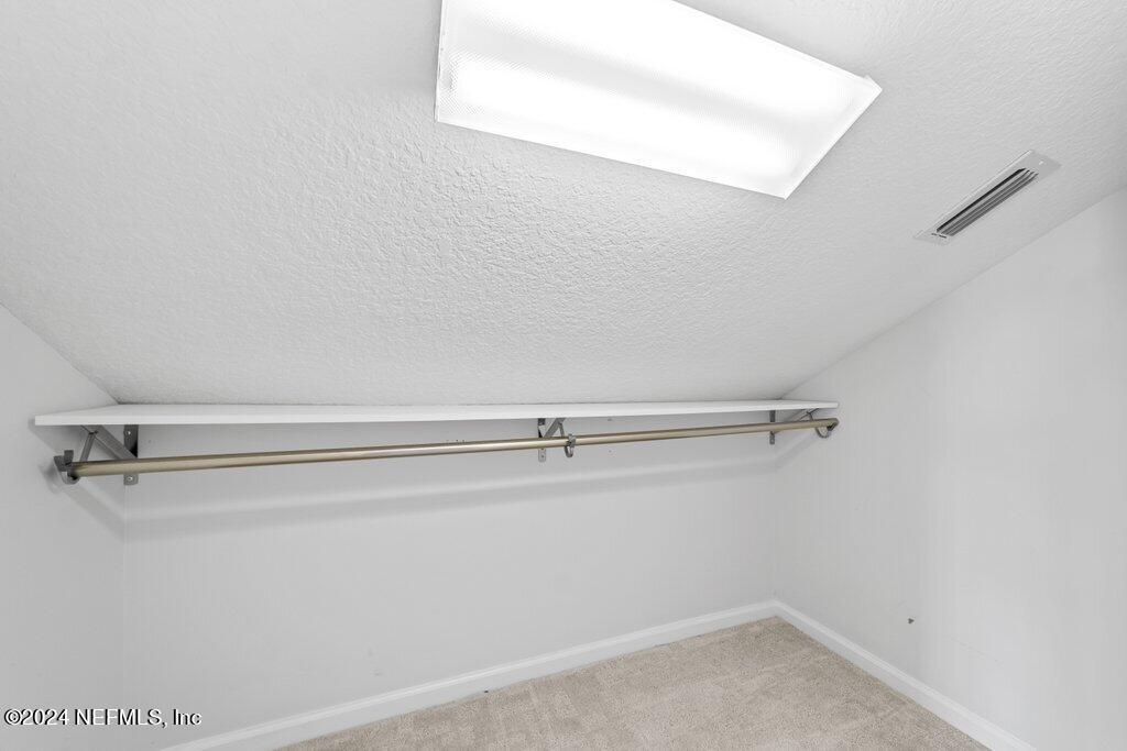 4009 LONICERA Loop