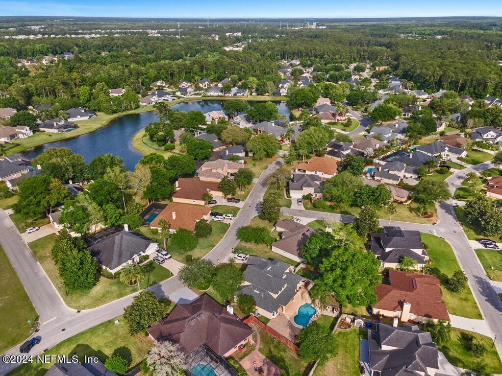 4009 LONICERA Loop