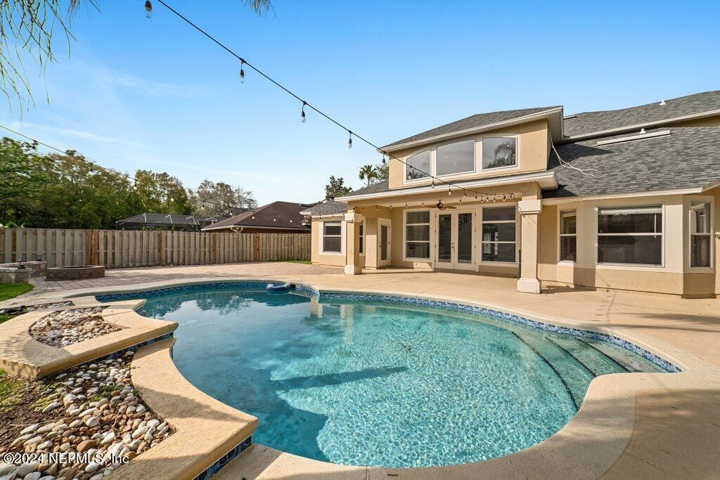 4009 LONICERA Loop