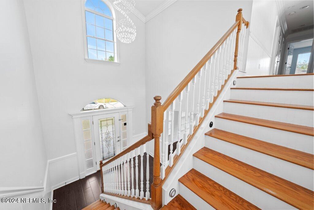 4009 LONICERA Loop