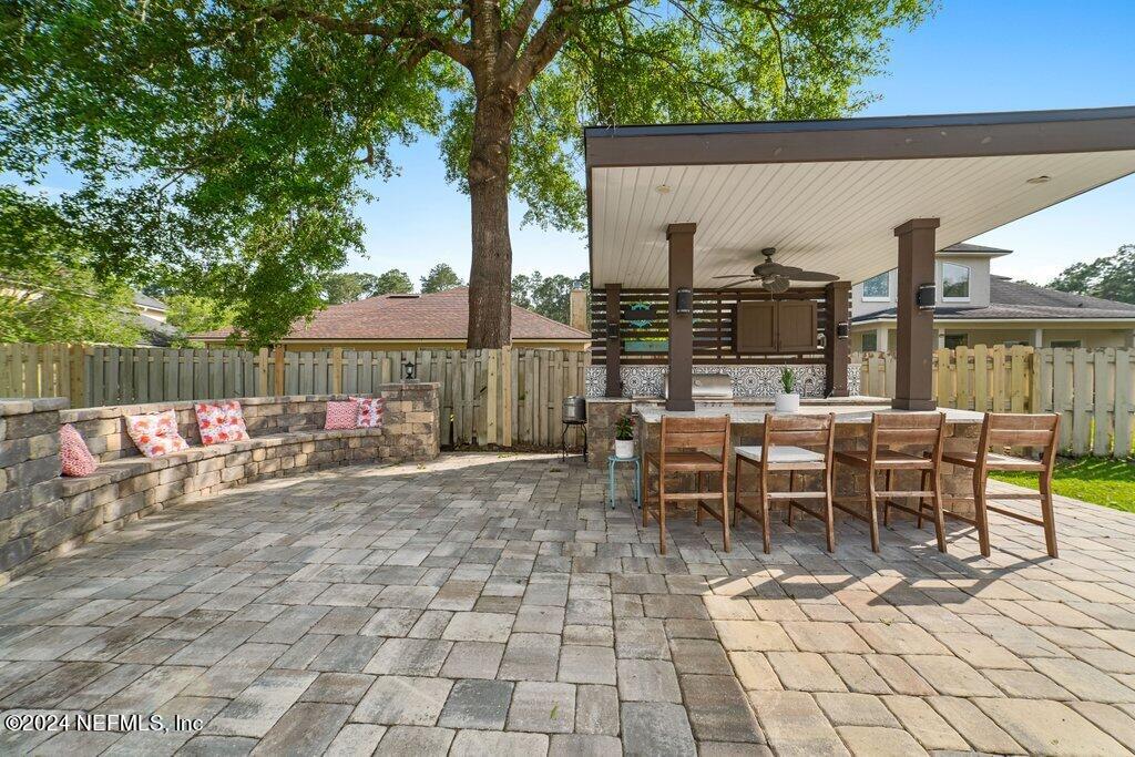 4009 LONICERA Loop