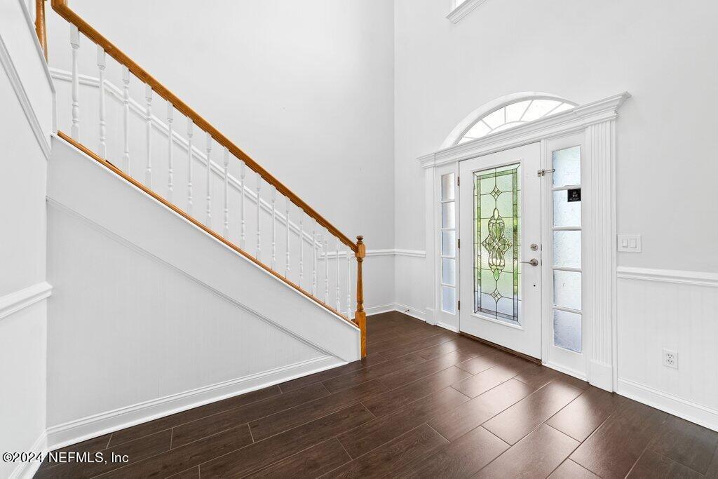 4009 LONICERA Loop