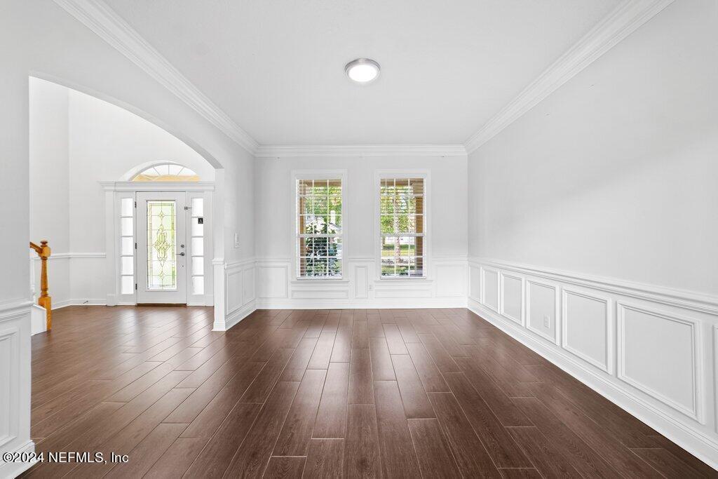 4009 LONICERA Loop