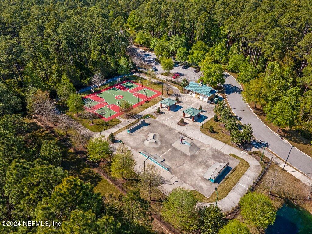 4009 LONICERA Loop