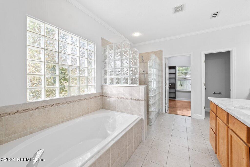 4009 LONICERA Loop