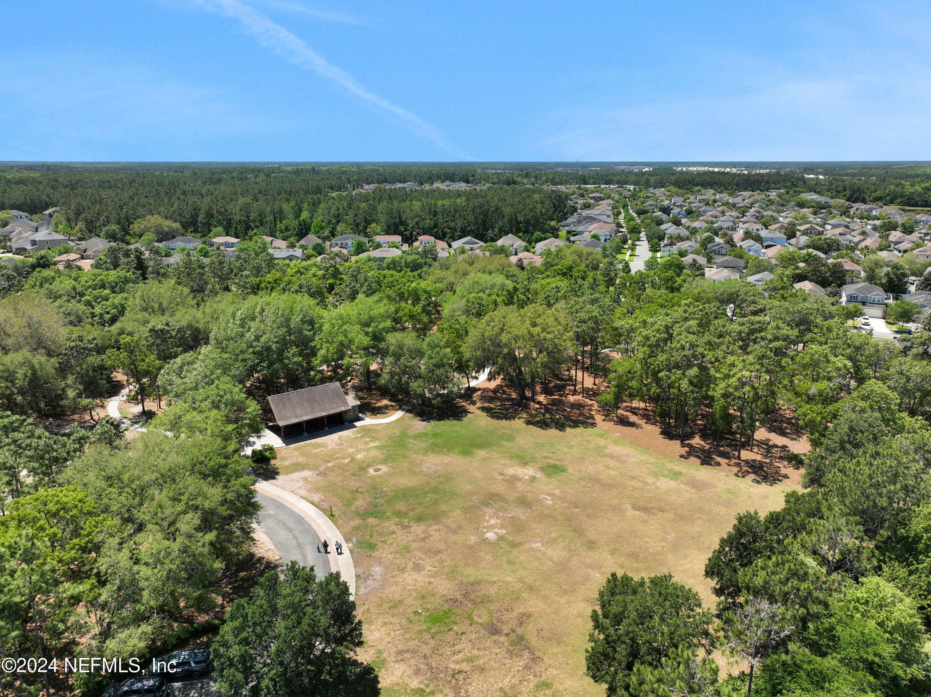 366 HOWLAND Drive