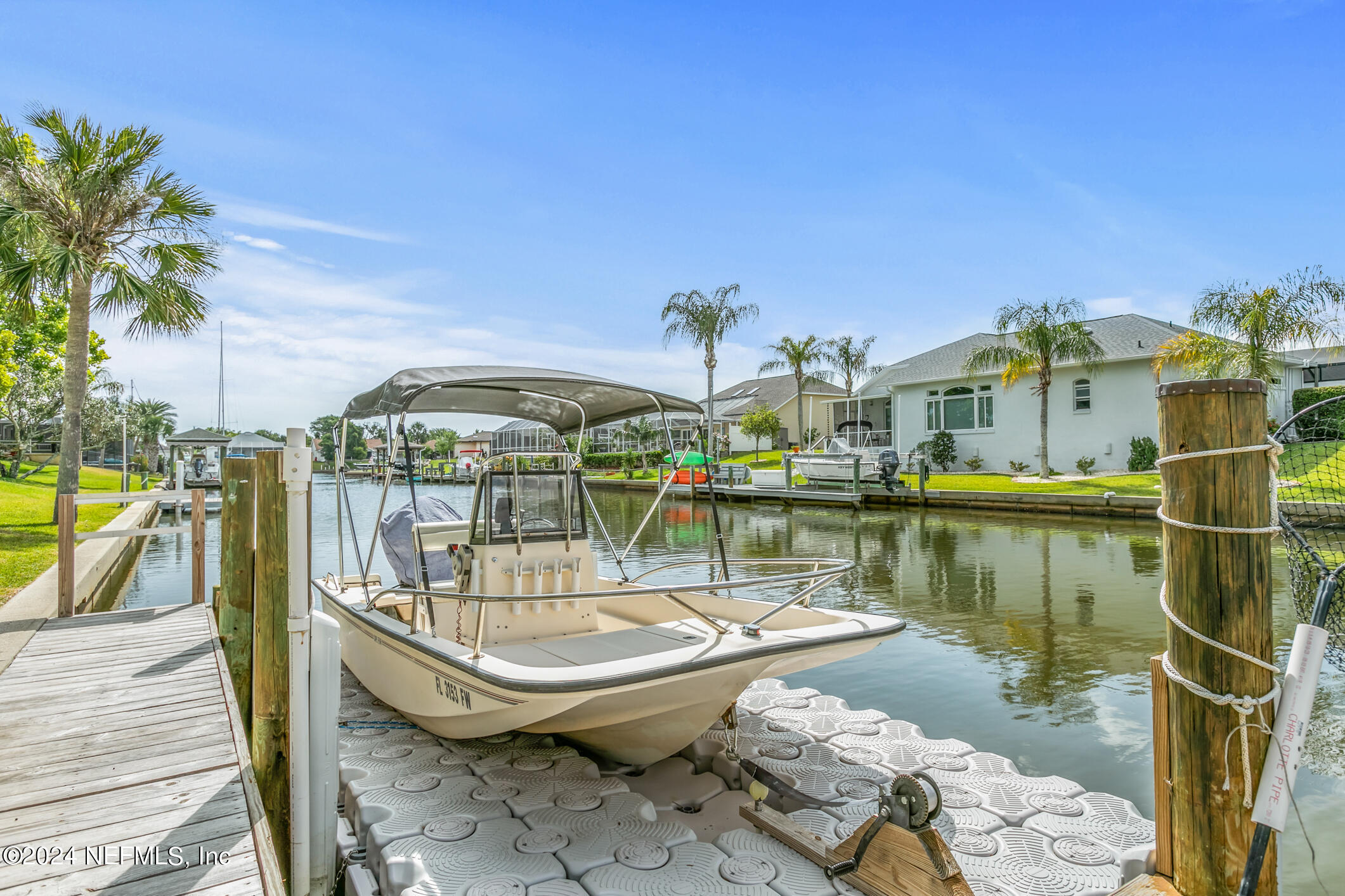 8 CEDARFORD Court