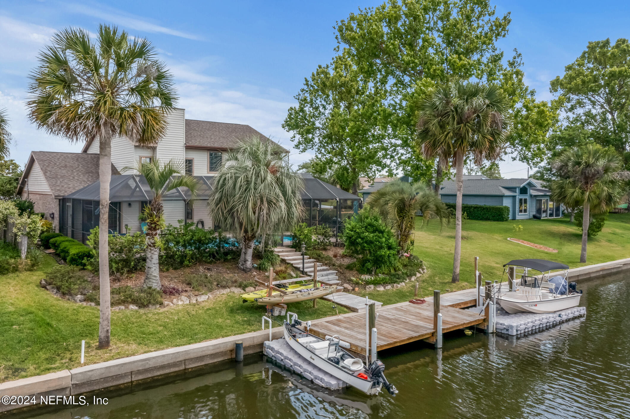 8 CEDARFORD Court