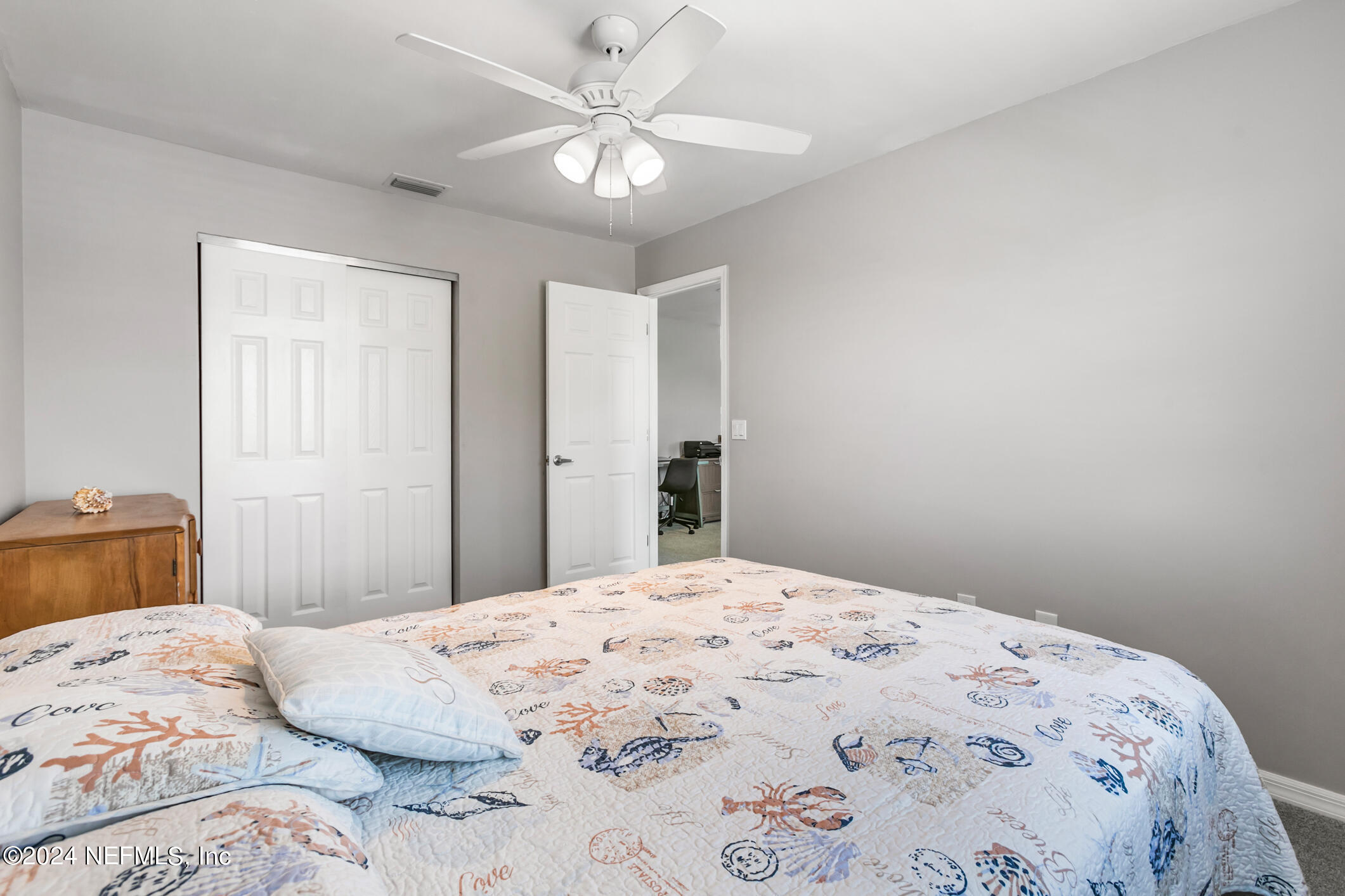 8 CEDARFORD Court