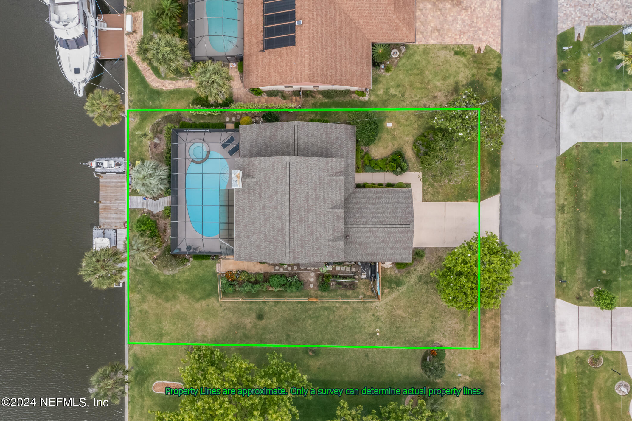 8 CEDARFORD Court