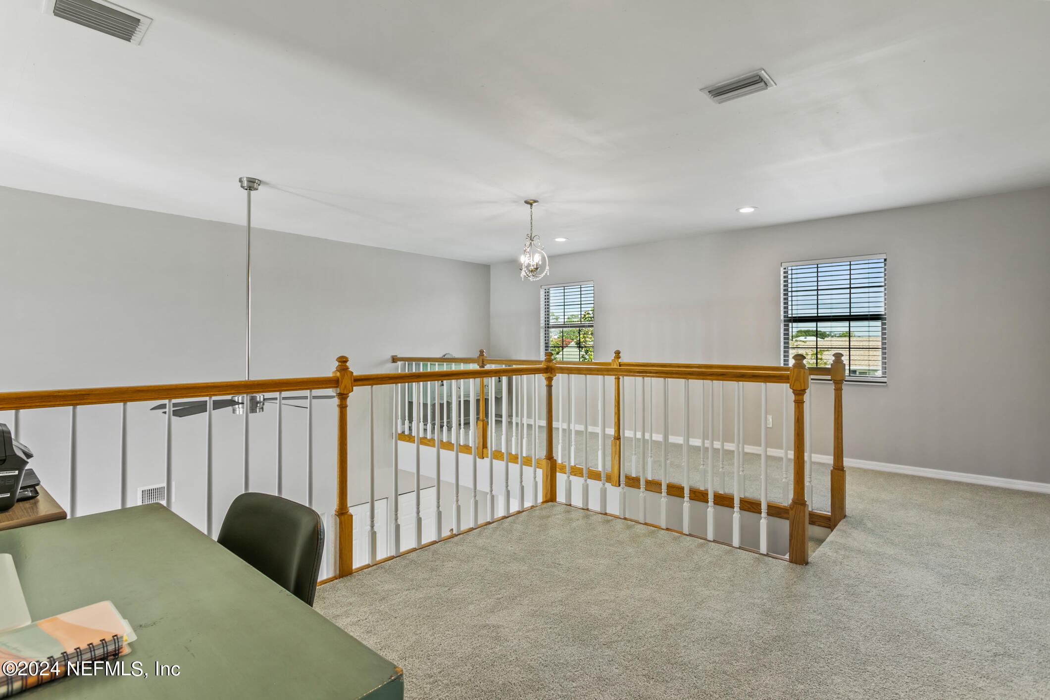 8 CEDARFORD Court