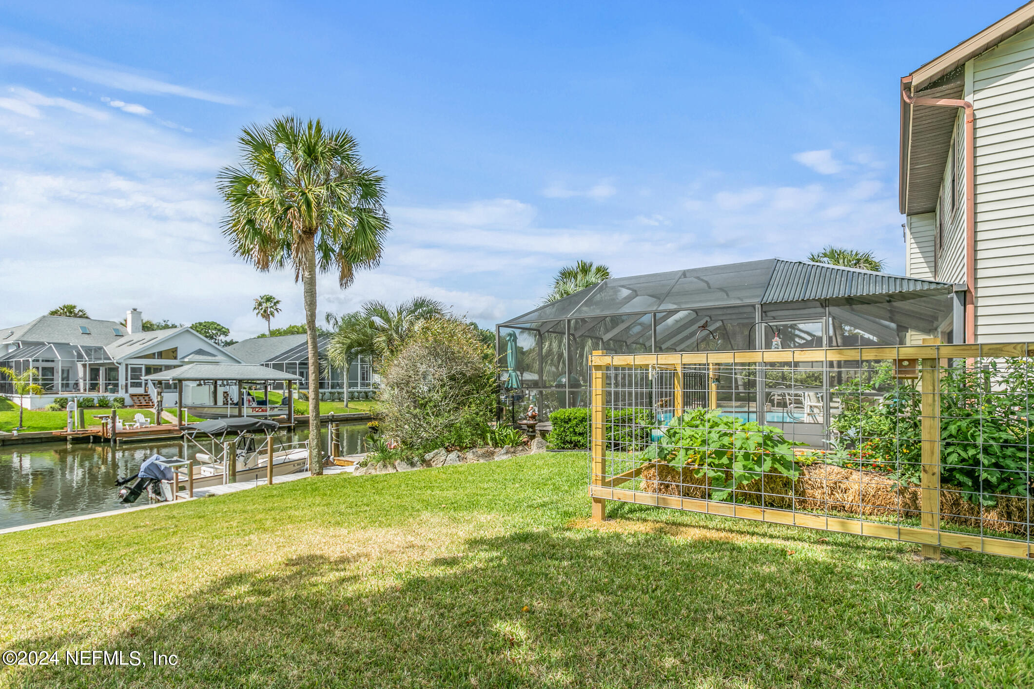 8 CEDARFORD Court
