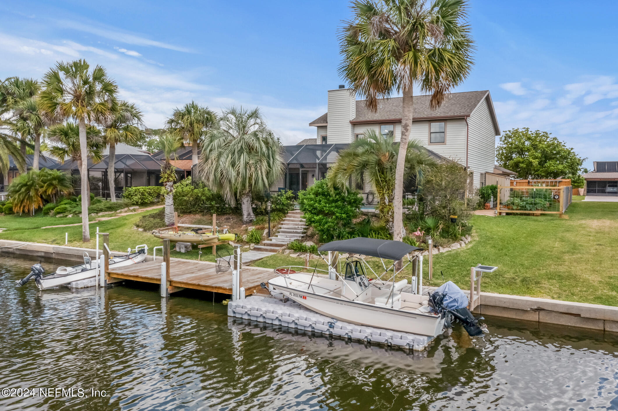 8 CEDARFORD Court