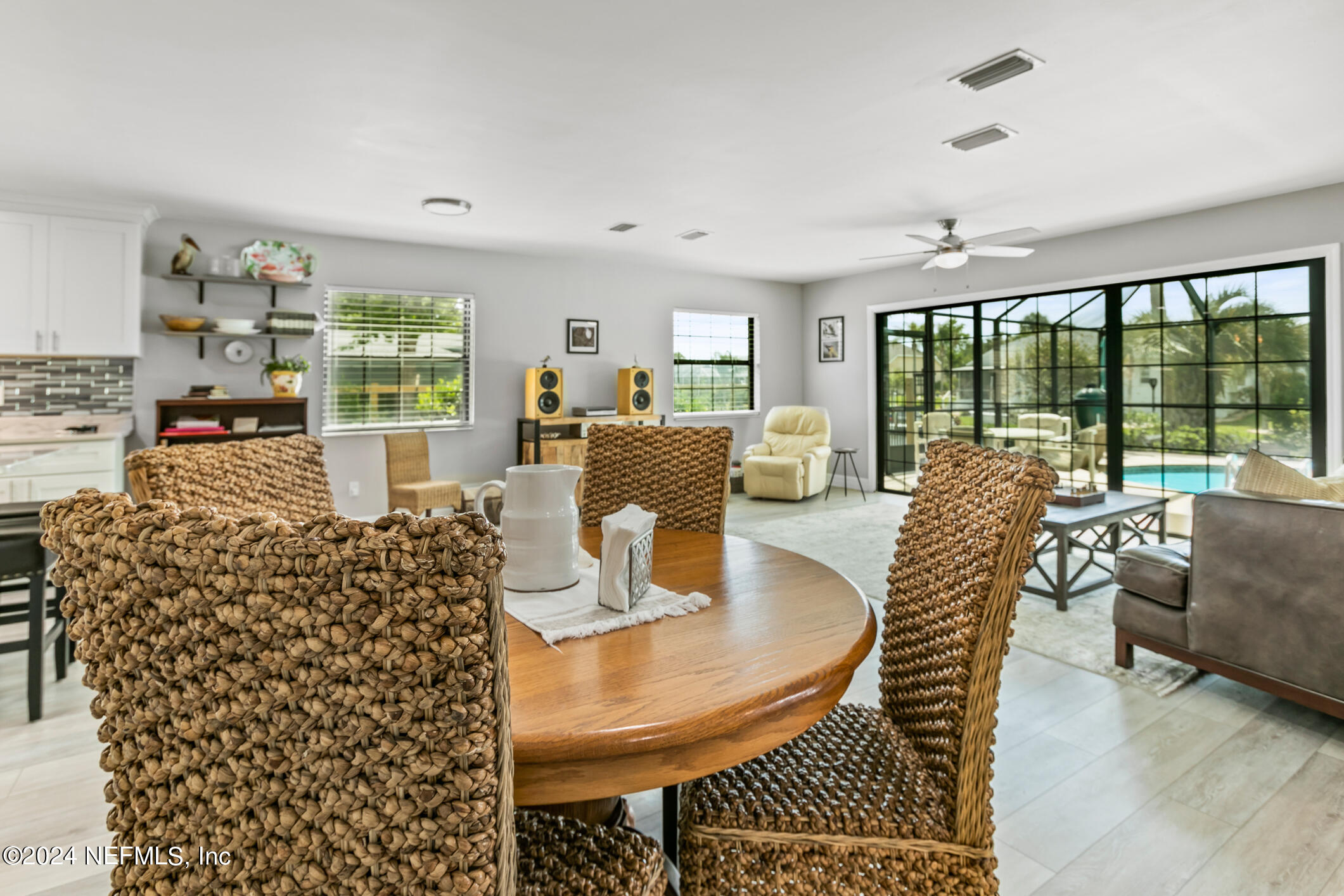 8 CEDARFORD Court