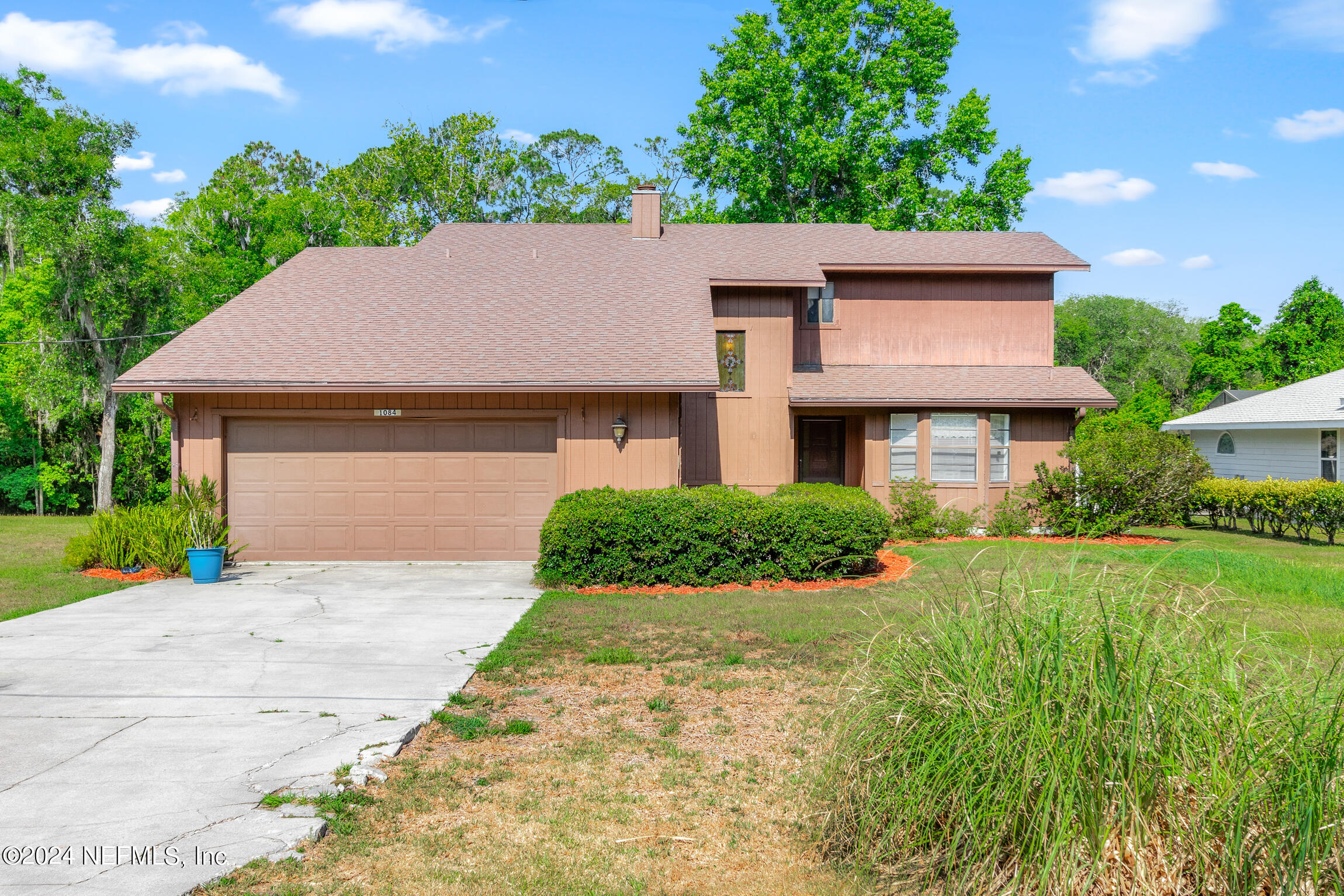 1084 CHEYENNE Drive