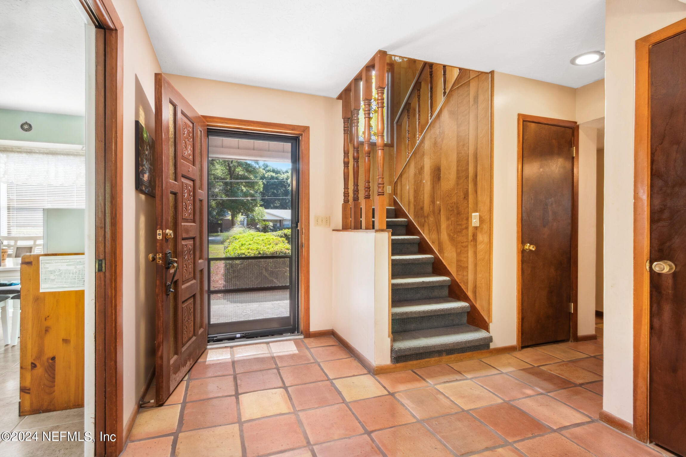 1084 CHEYENNE Drive