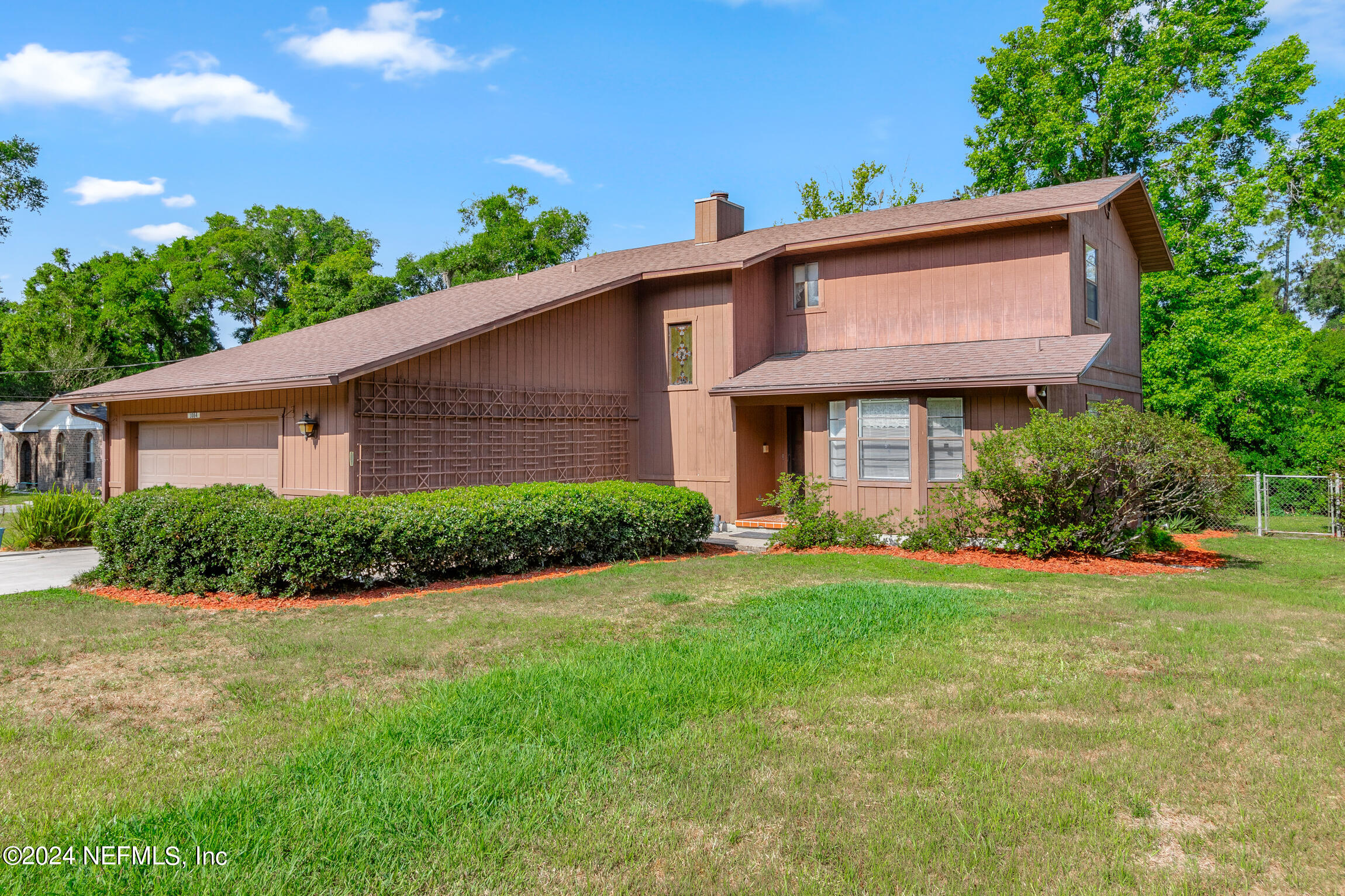 1084 CHEYENNE Drive