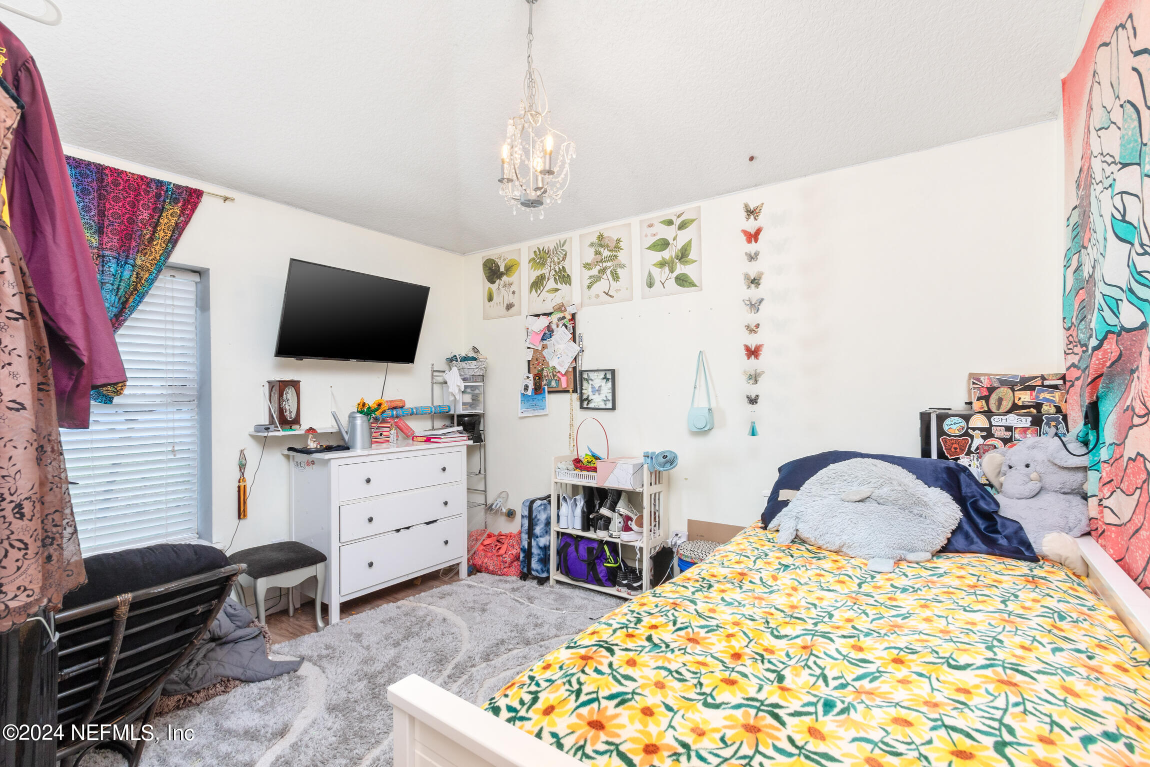 992 OAK ARBOR Circle