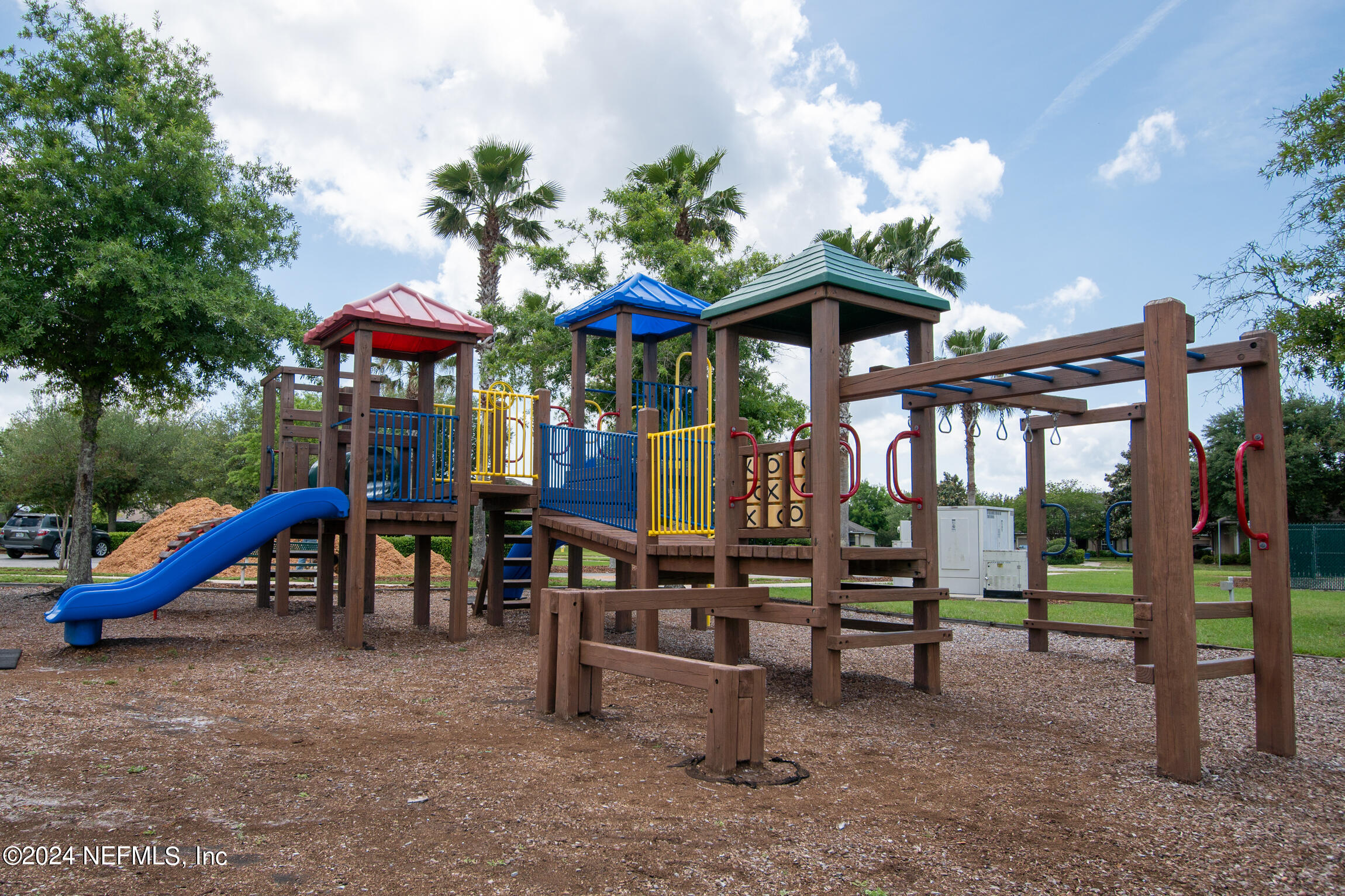992 OAK ARBOR Circle